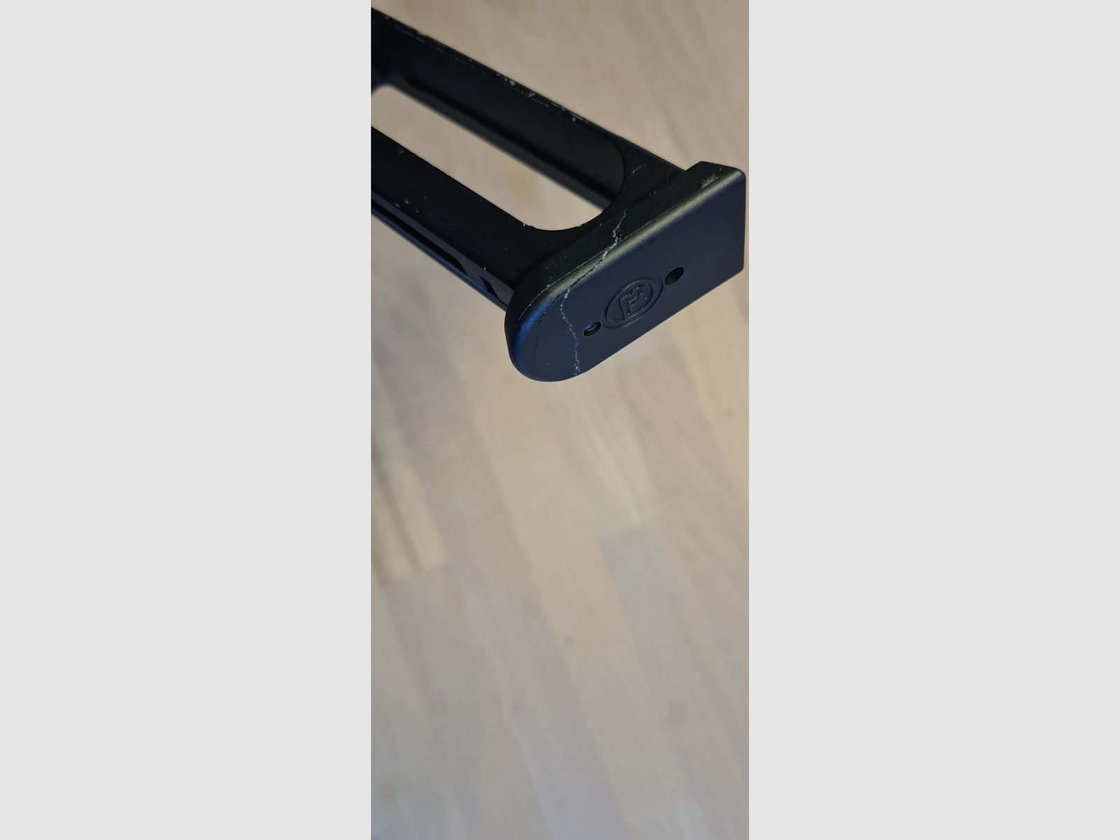 KJW P09 mit Green Gas Magazin und CO2 Magazin