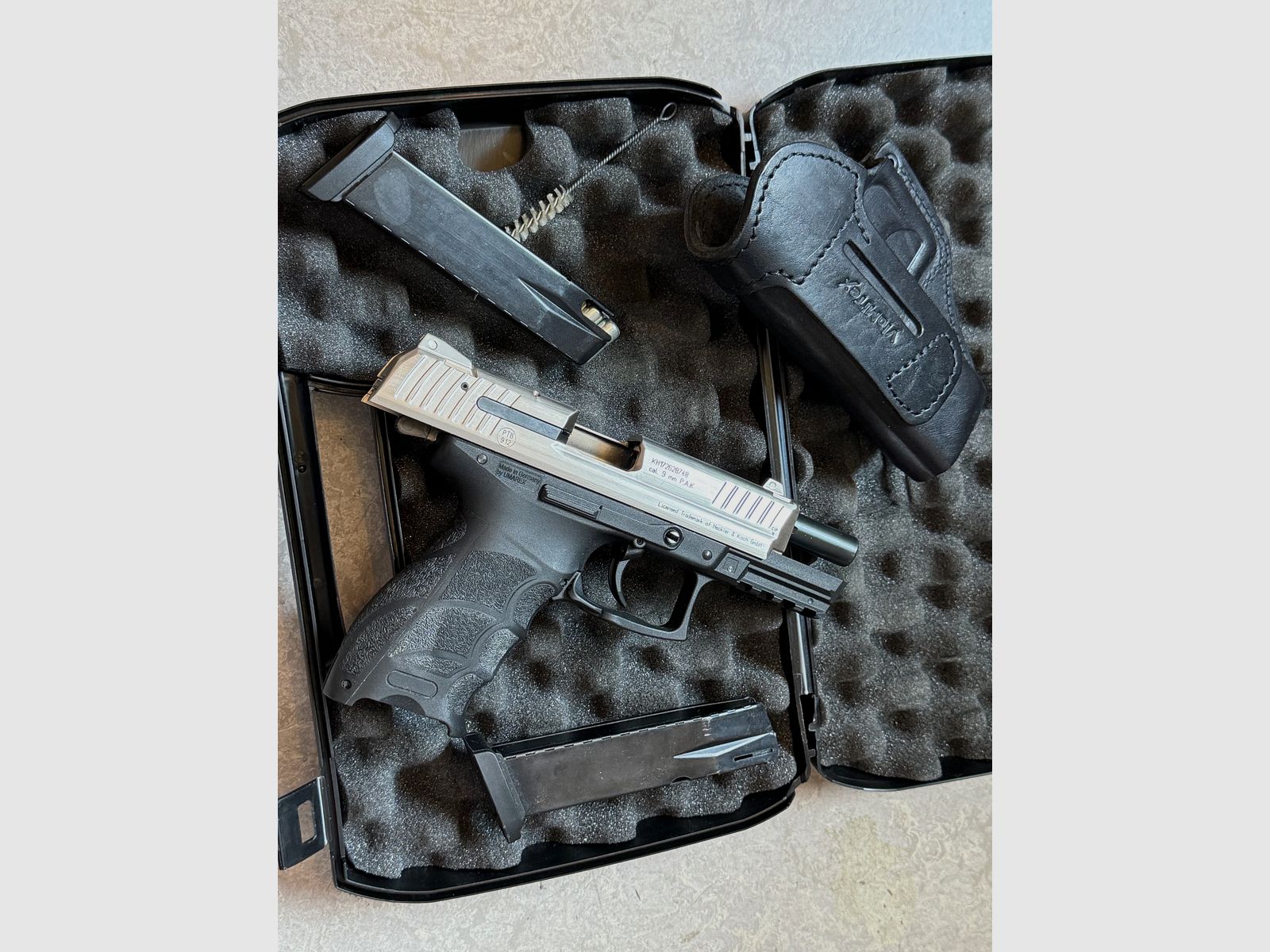 Zeldzame HK P30 schreckschusspistool 9 mm P.A.K. in zilver – latere geoptimaliseerde versie