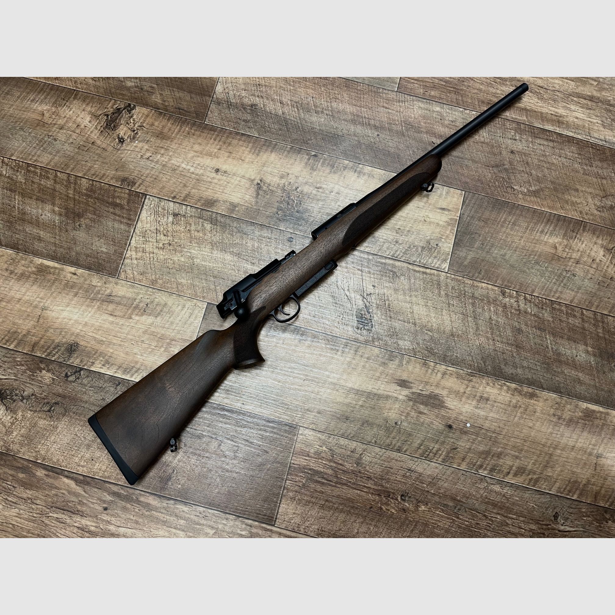 Mauser M 25 Pure SET with ZF 2-12x50 and titanium silencer available immediately!