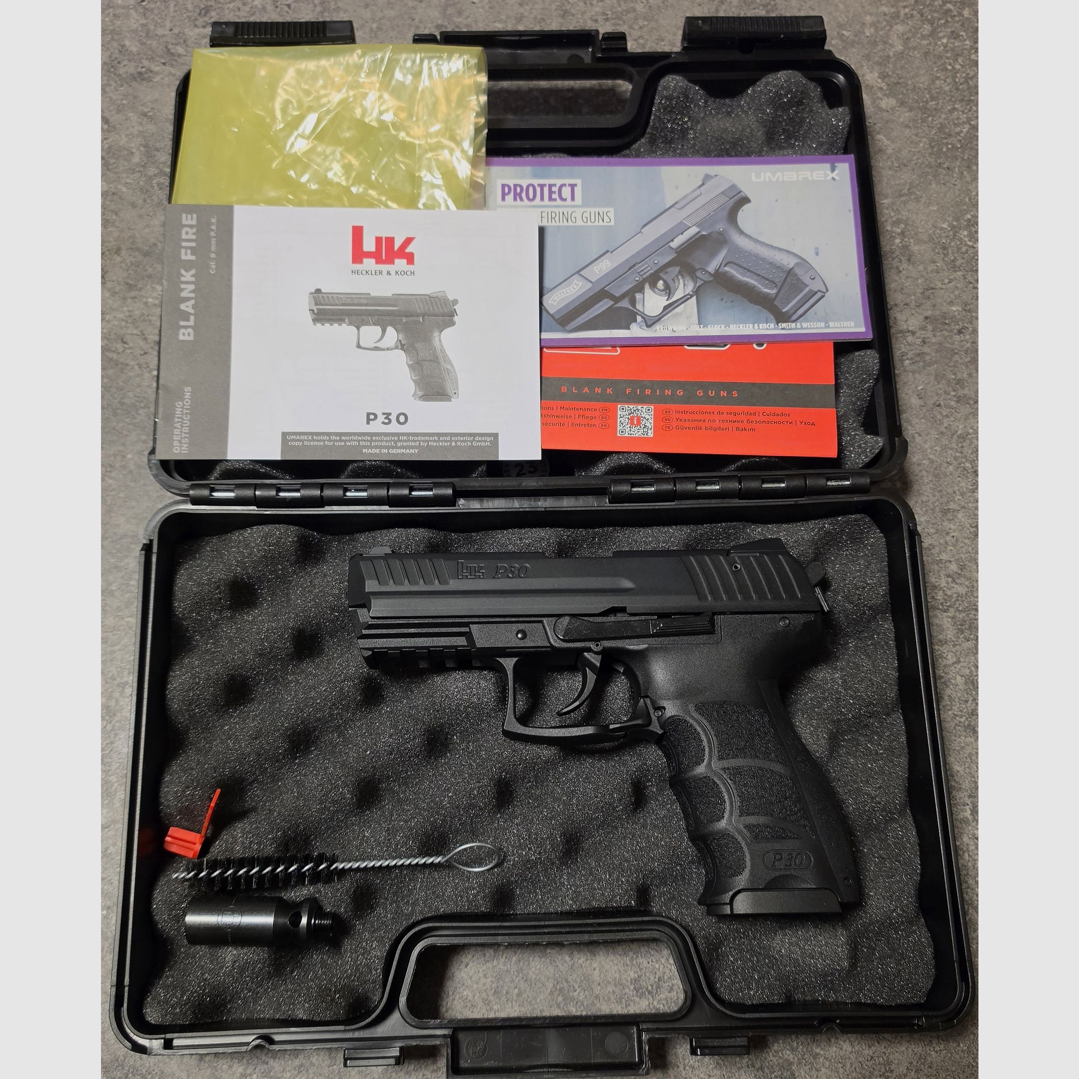 Heckler und Koch P30 blank-firing 9mm PAK