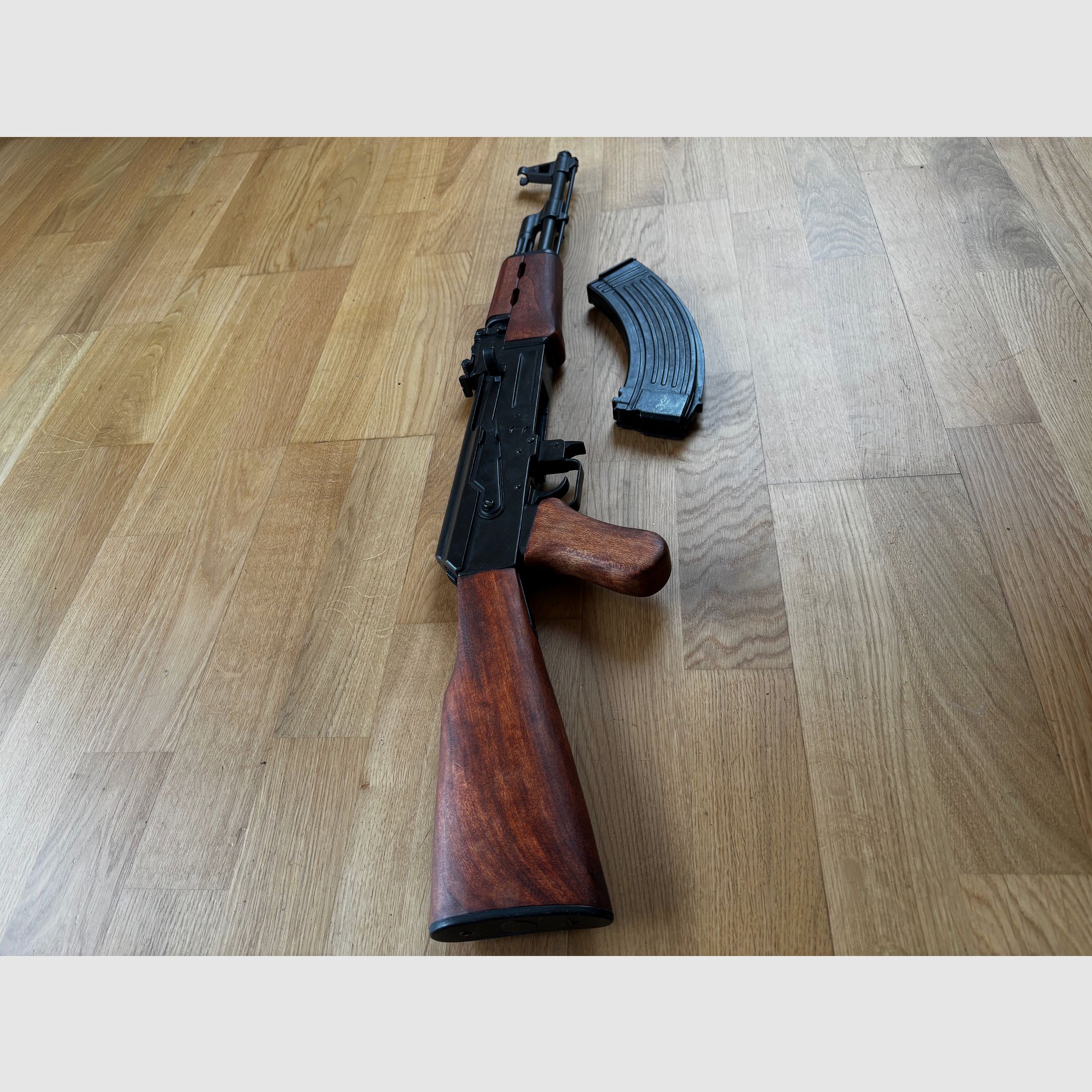 DEKO AK-47 Kalaschnikow Denix 