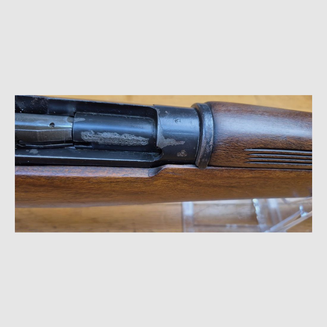 Schöner Lee-Enfield N°8 MKI – Britische Vorschriftstraining-Waffe – Kal. .22LR – Fazakerley-Fertigung von 1952 – Schönes militärisches „zivilisiertes“ Exemplar – Militärdiopter von guter Qualität – Sehr schöner Lauf und gute Mechanik – schönes Holz – TBE, Bild 17 von 31