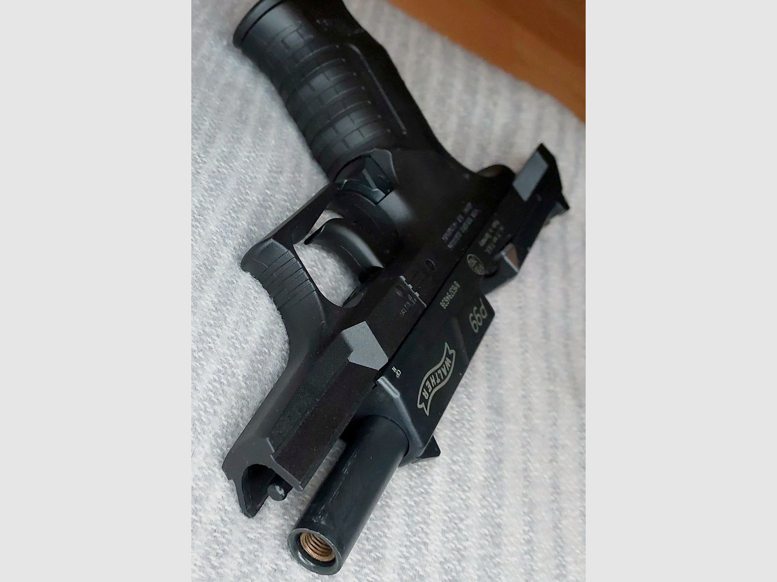 Pistola de fogueo Walther P99 9mm P.A.K. (PTB 762) con multisalida