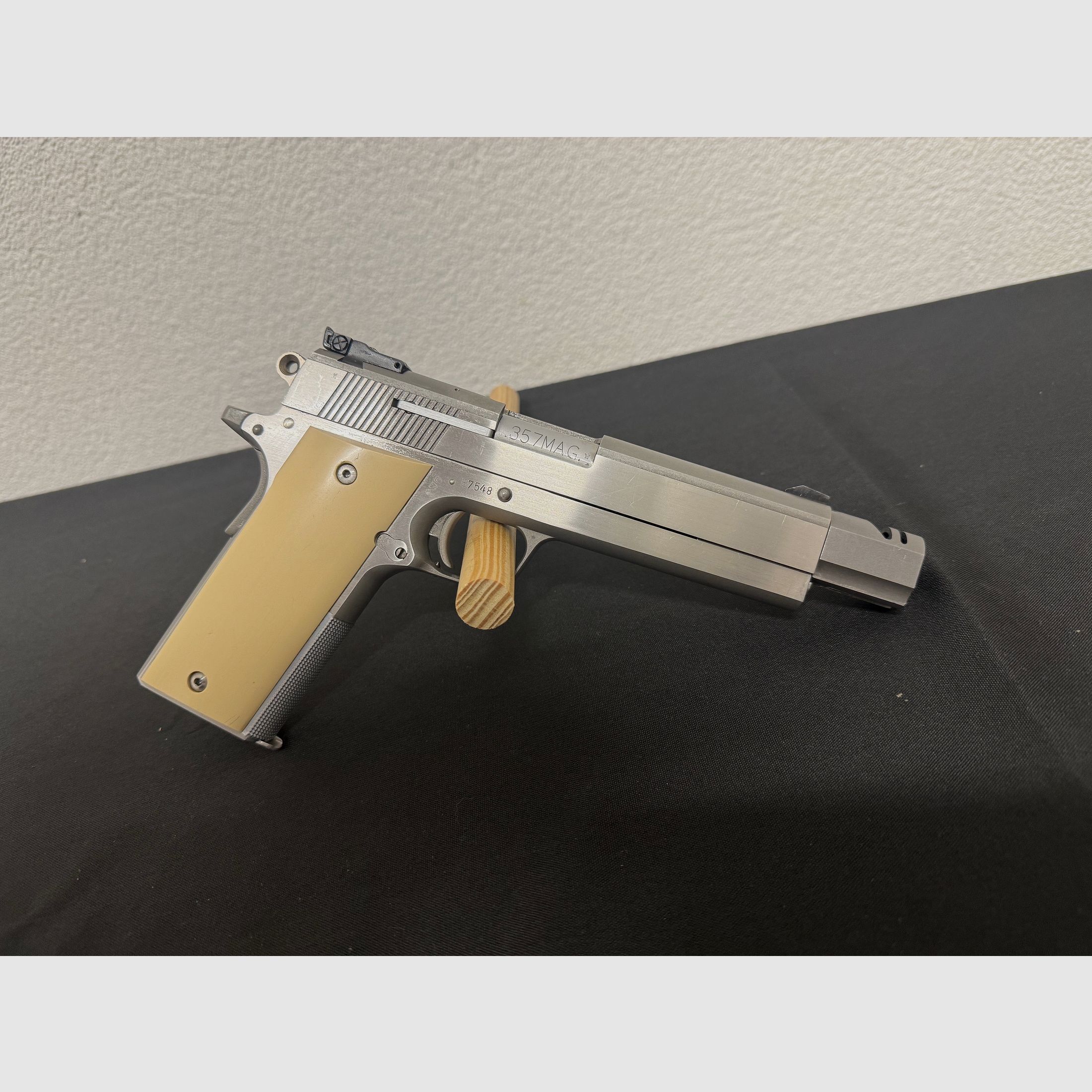 Coonan Sportpistole Gebrauchspistole Kaliber .357Mag