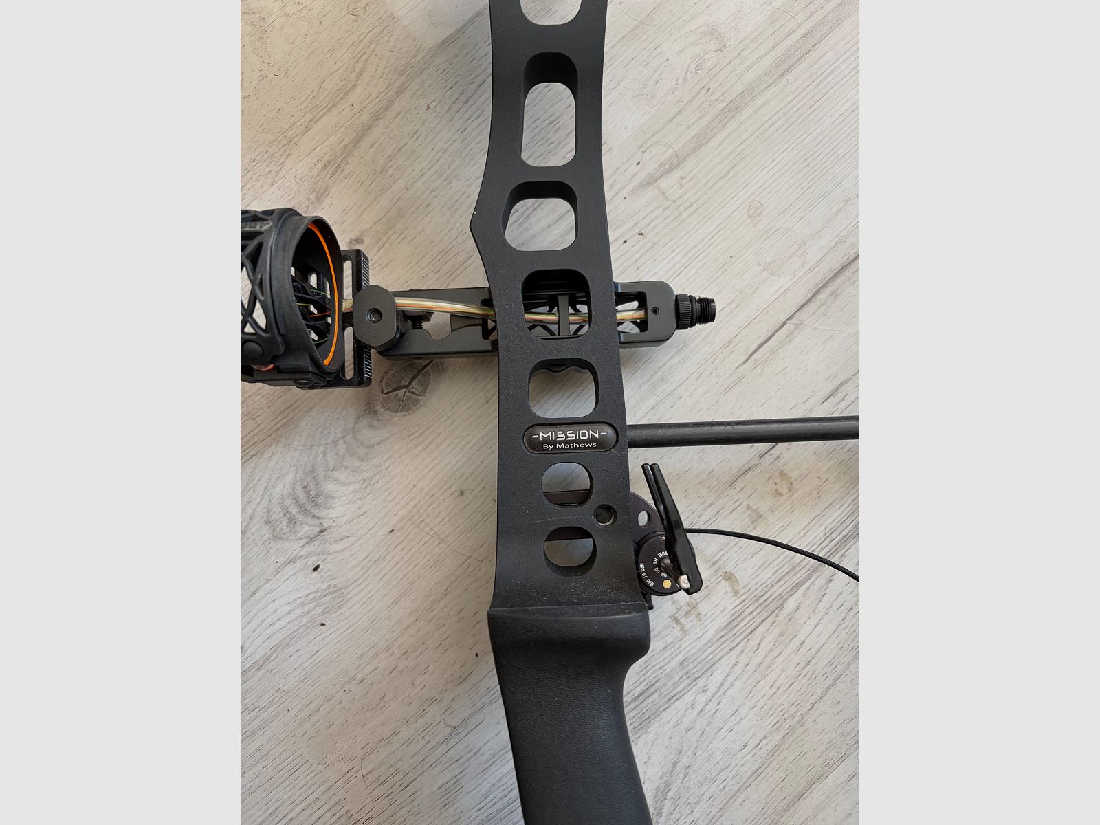 Compoundboog „Mission By Mathes“ met accessoires in ruil voor…