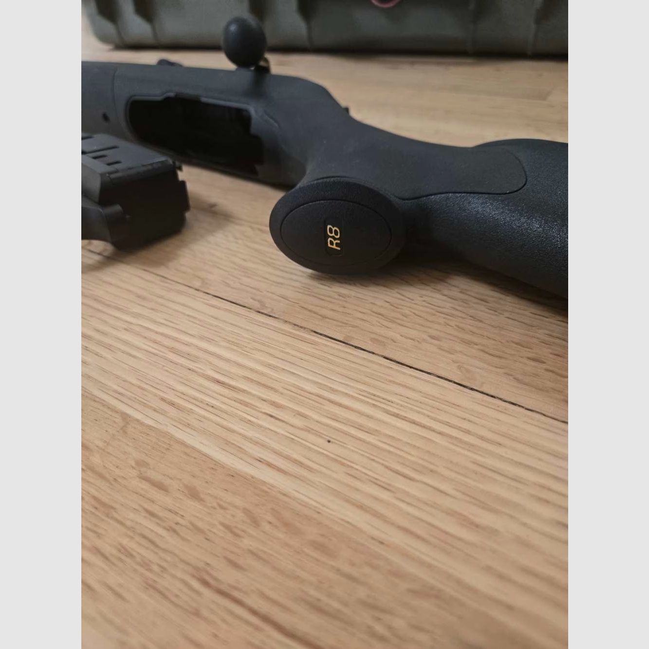 Blaser R8 Professional Linksausführung, .30-06, con Pelican-Case
