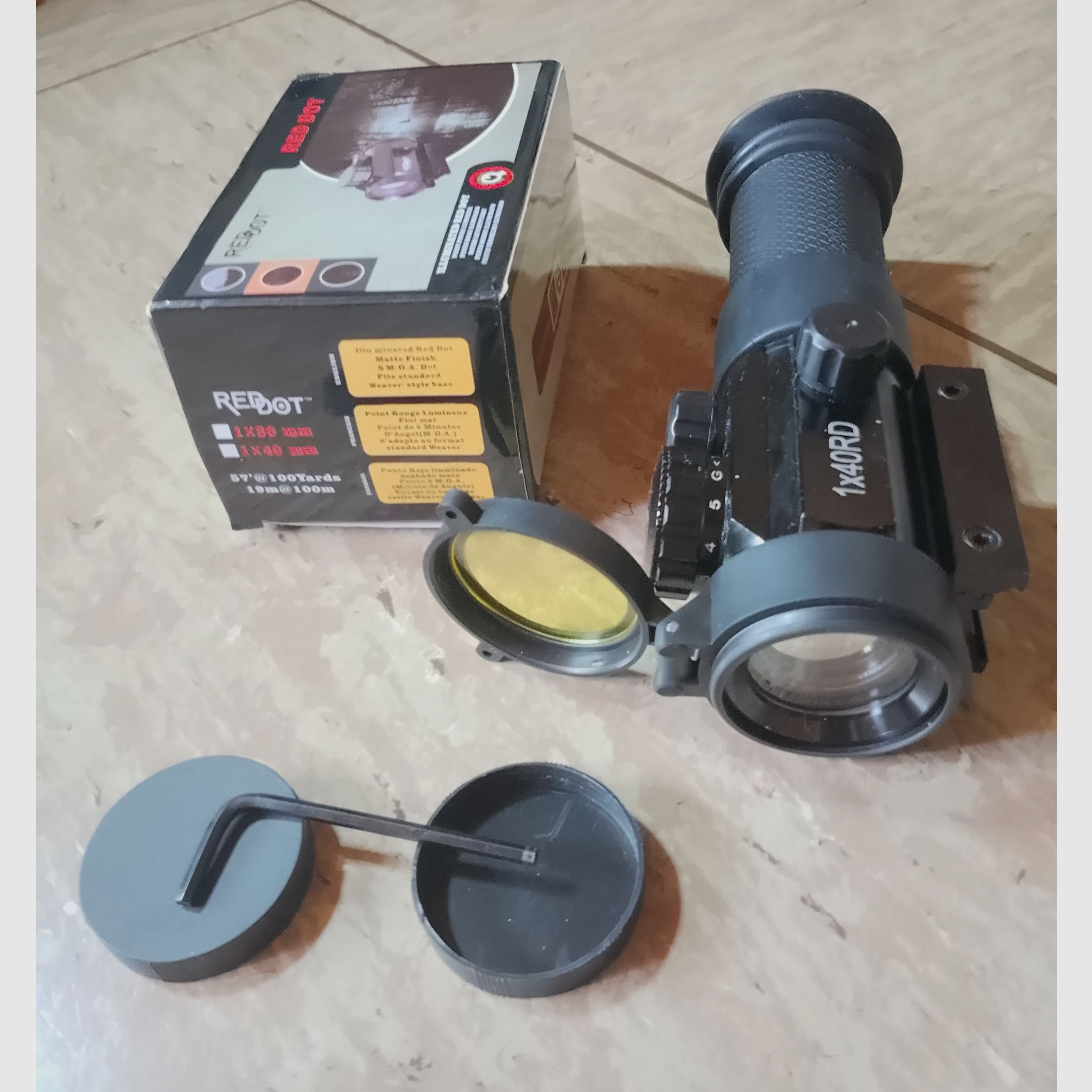 Red DOT red or green crosshair with sunshade cap yellow 11mm rail 21mm Picatinny new