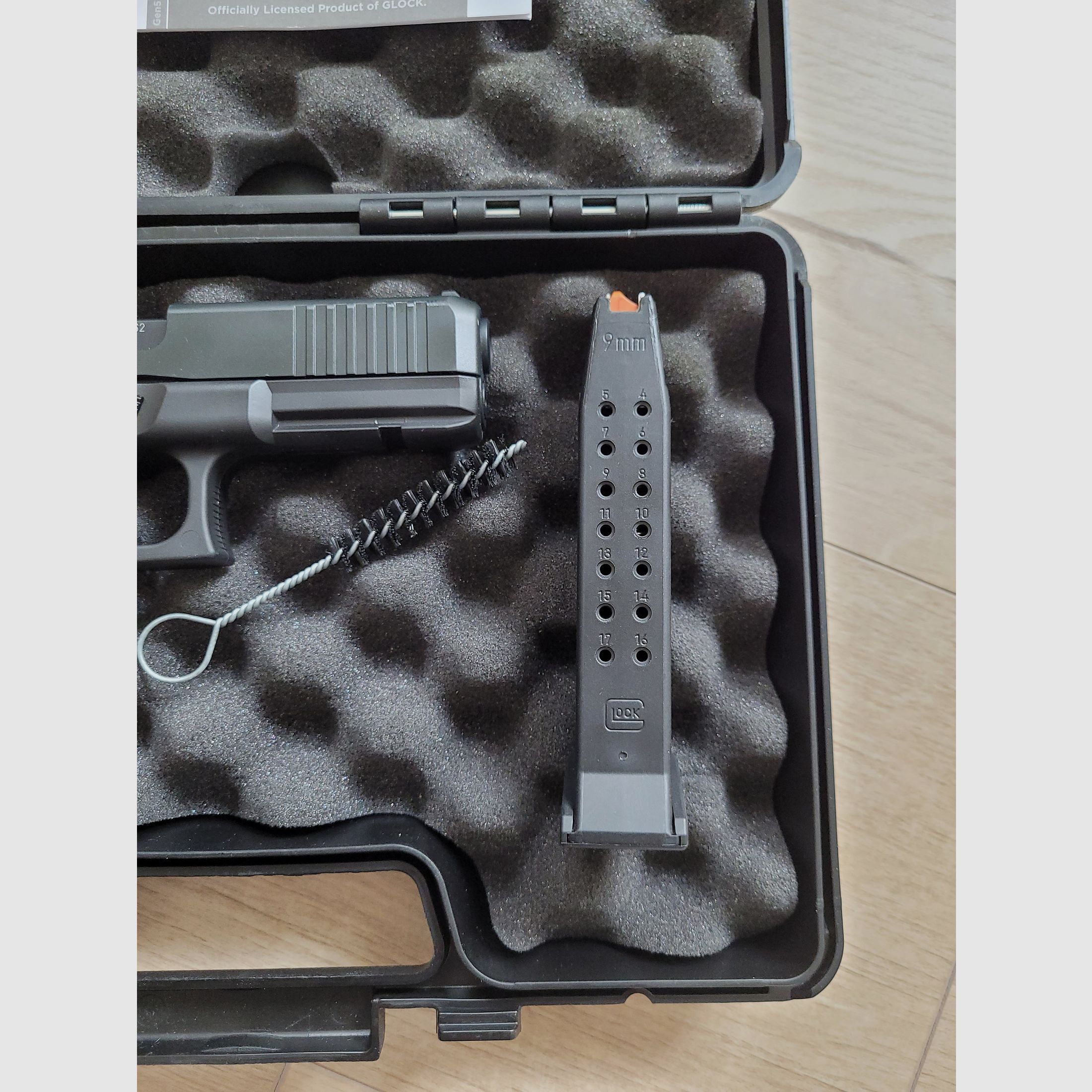 Glock 17 Gen5 Schreckschuss Pistole 9mm P.A.K.schwarz