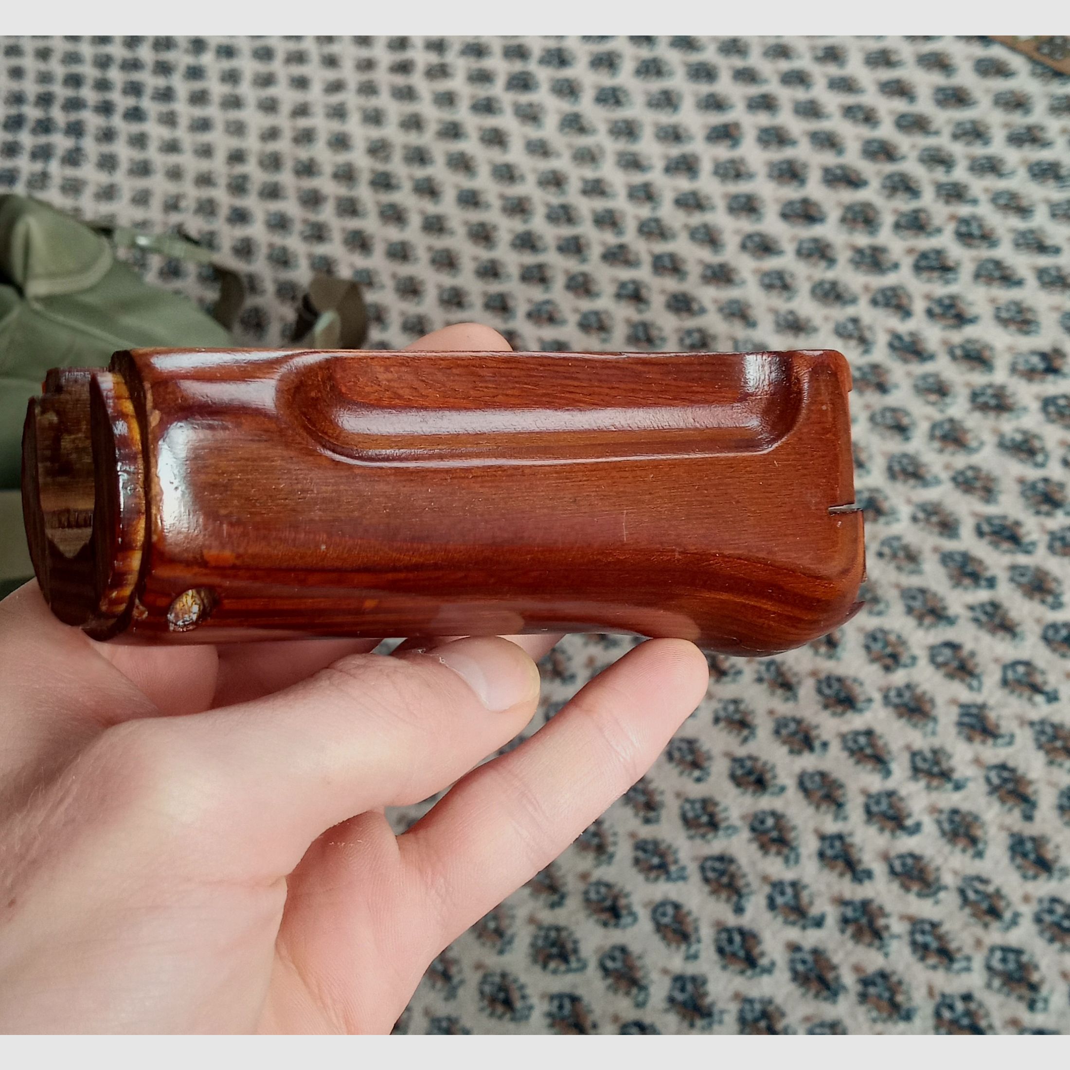 Protezione in legno per AKS-74u / Krinkov russo con molla e distanziatore Tula circa 1985 protezione in legno AKSU