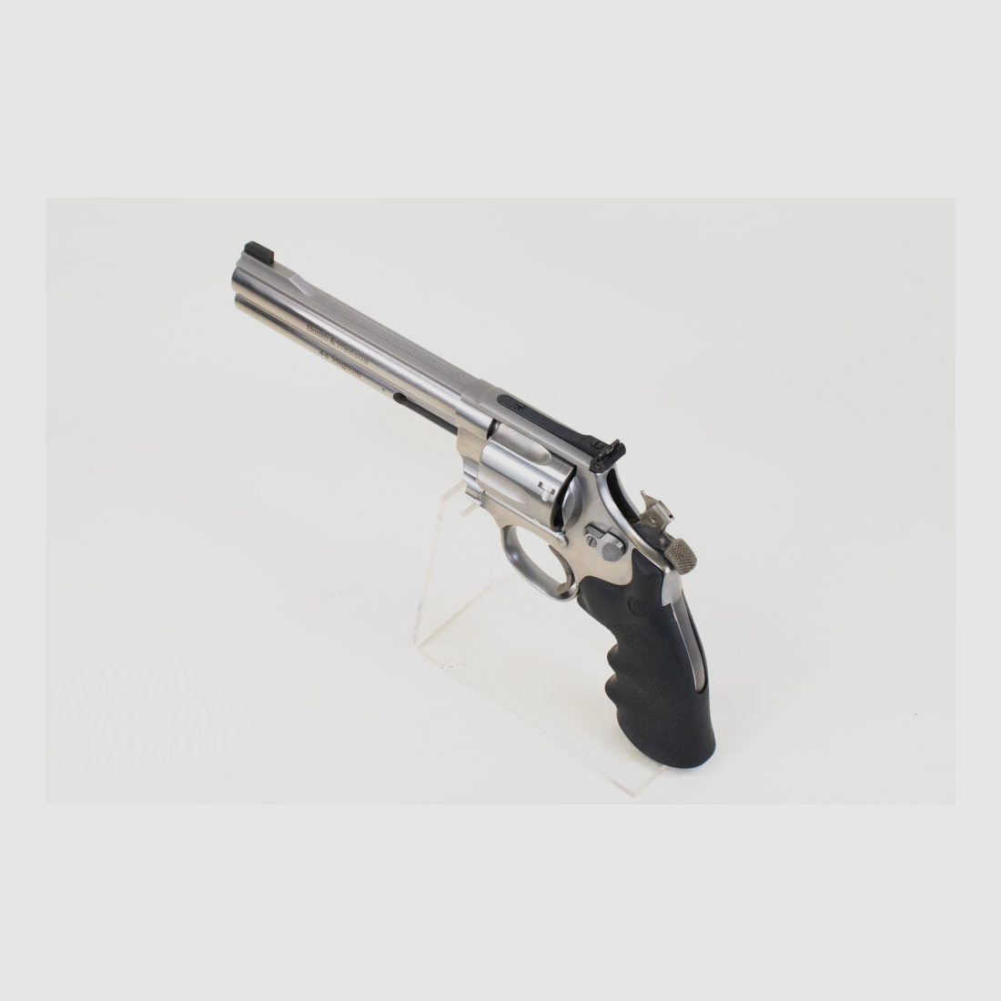 Smith & Wesson 629-4 Revolver