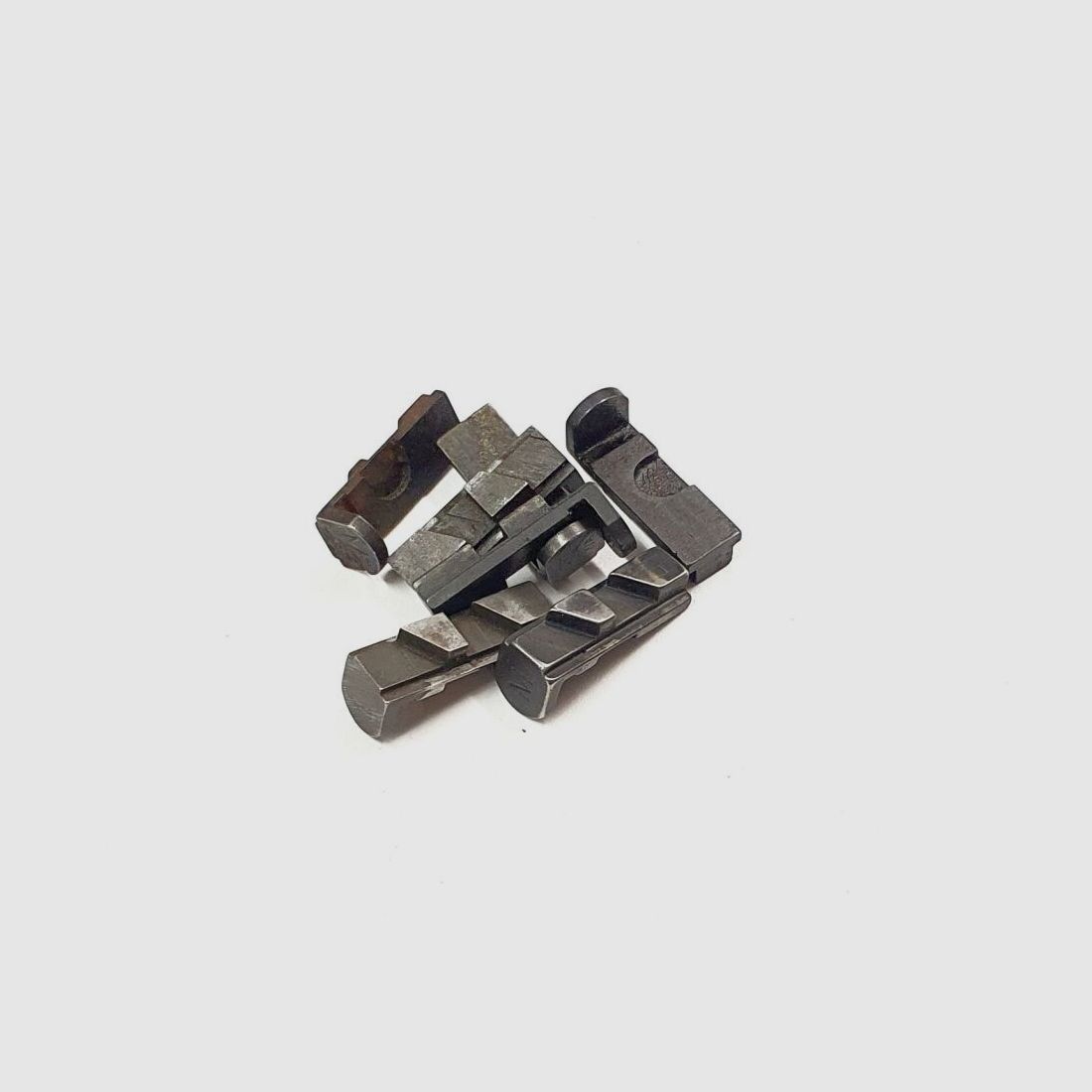 30M1 [25a] US 30M1 carbine Magazinhalter Typ 3/Magazine Catch Type 3, gebraucht/used ,US Military part