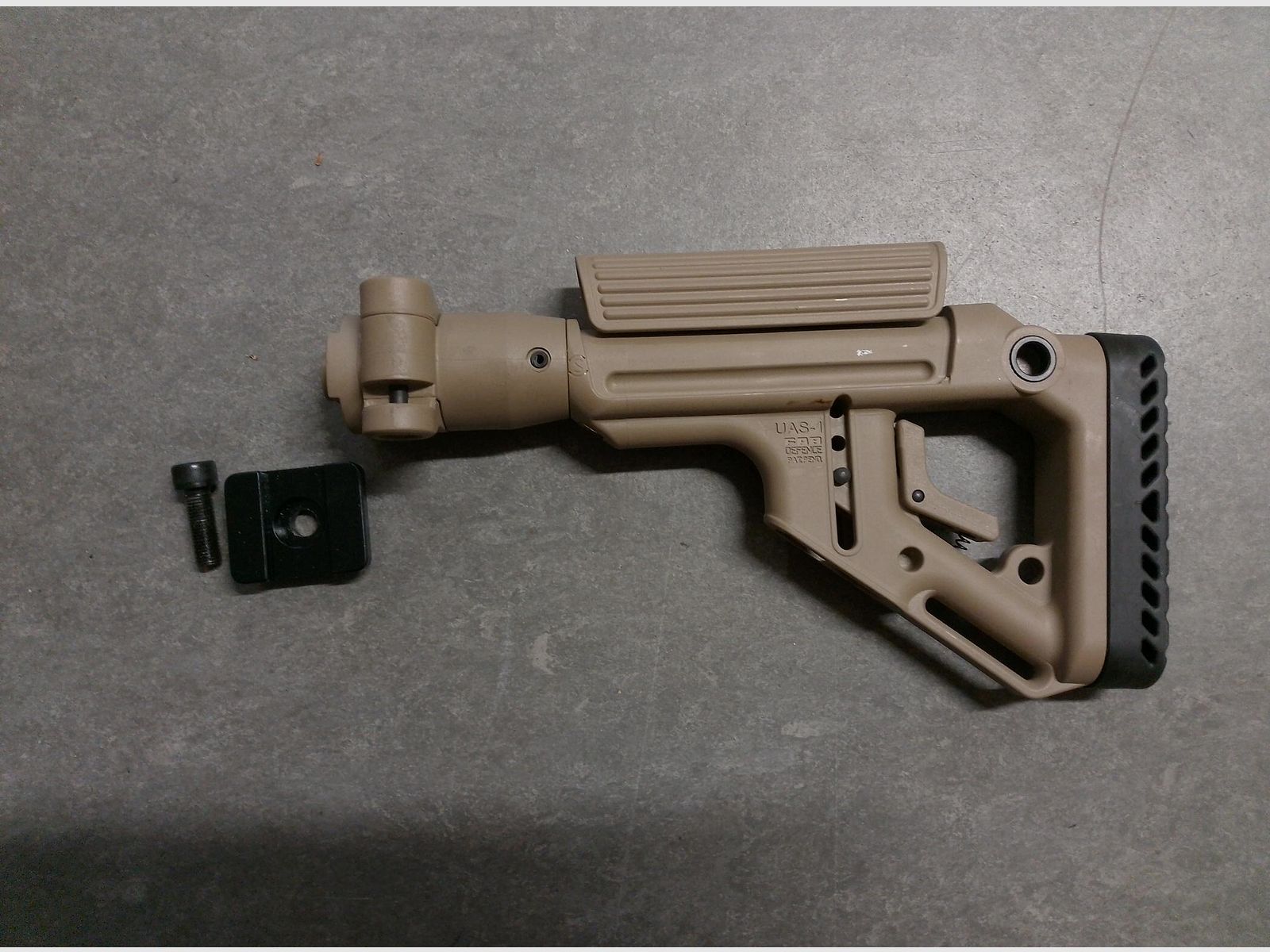 FAB AK47 SCHULTERSTÜTZE KLAPPBAR / WANGENAUFLAGE / GEFRÄSTE GEHÄUSE (POLYMER AUFNAHME)