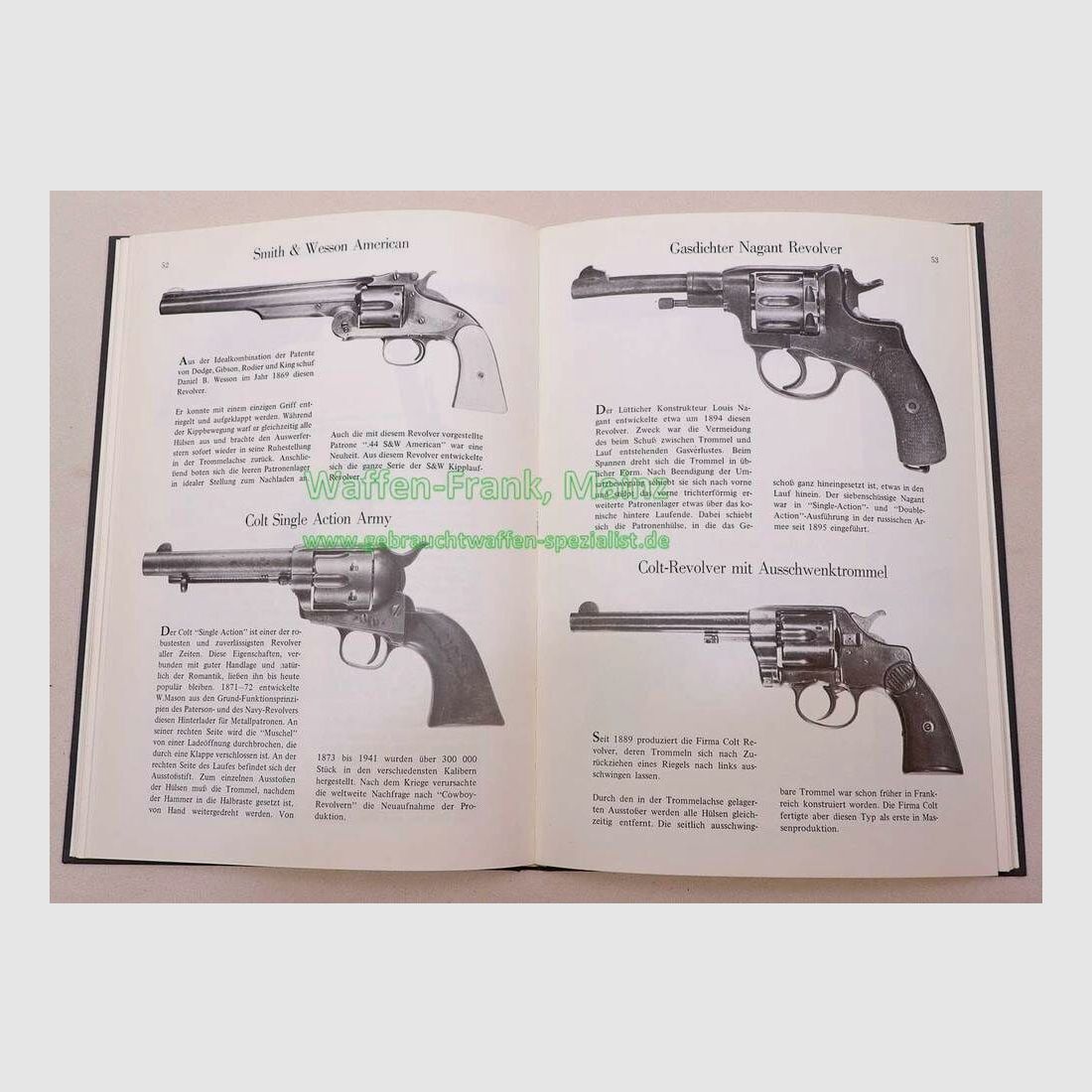 Différents fabricants de livres spécialisés/armes à feu 1300-1967