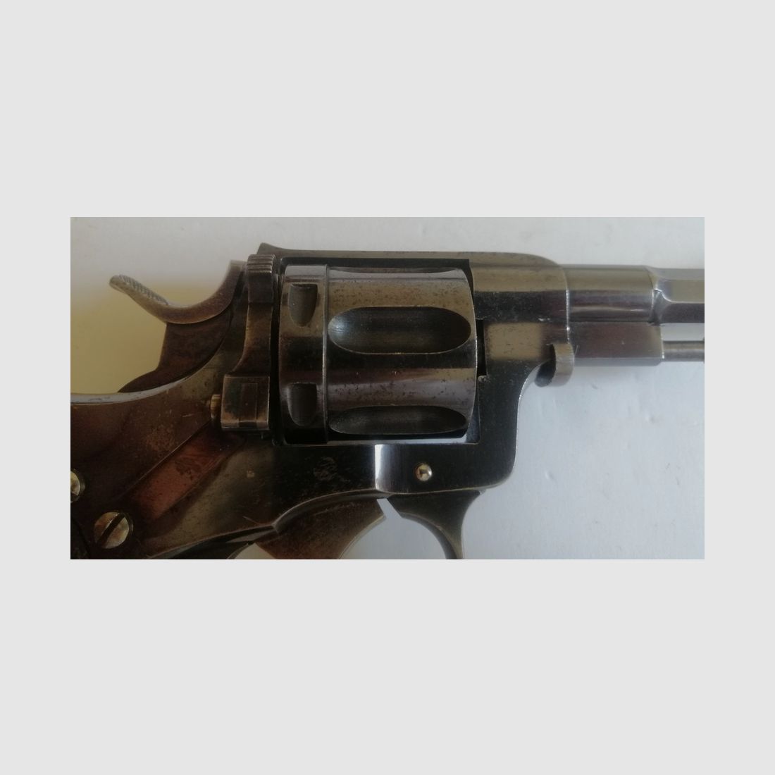 Wunderschöner schwedischer Revolver 1887 – seltene erste Fertigung Nagant – Mono-Seriennummer – Hervorragender Zustand, Bild 8 von 30