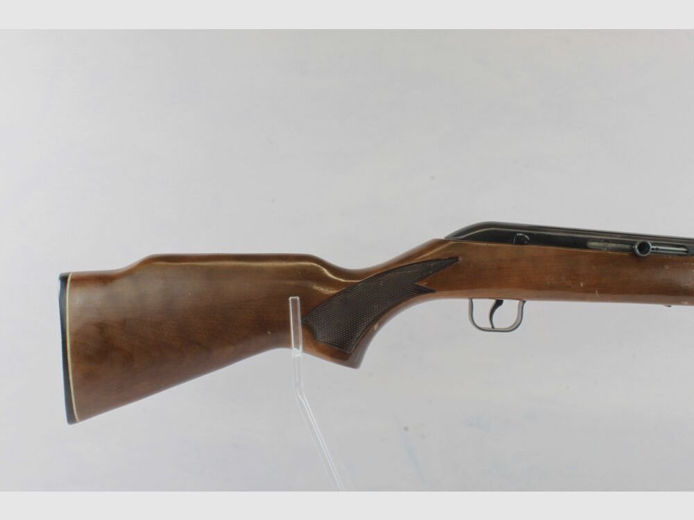 Lakefield 64B - Rifle semiautomático