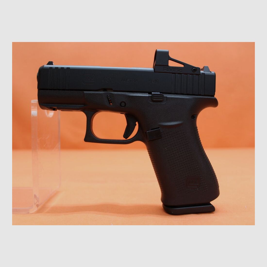 Pistolet Glock Ha. 9mm Luger Glock 43X noir R/FS MOS SHIELD RMSc Slimline canon de 87 mm / viseur à point lumineux