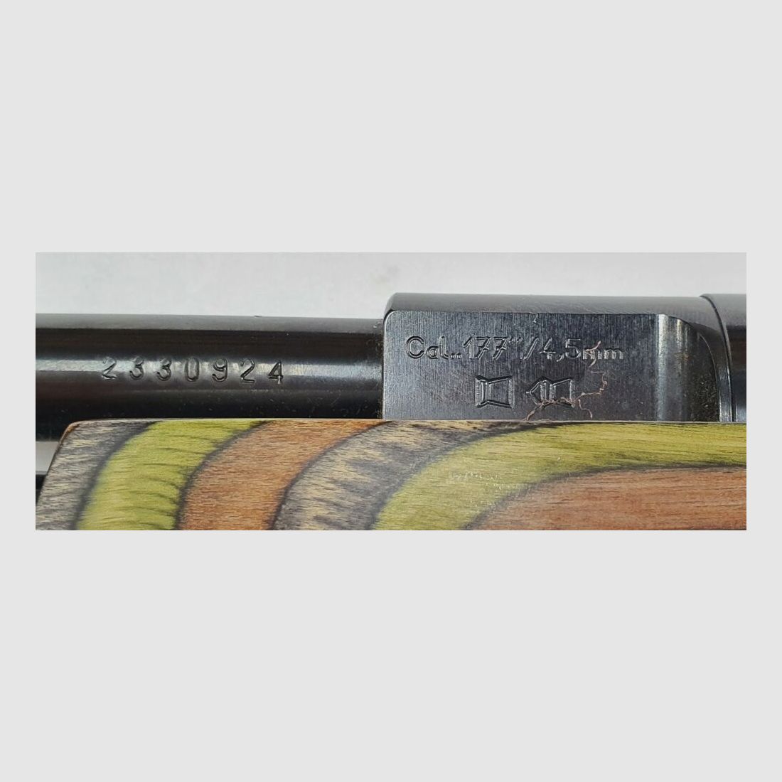 Weihrauch HW 77 air rifle Special Edition laminated wood, caliber 4.5; F in the pentagon