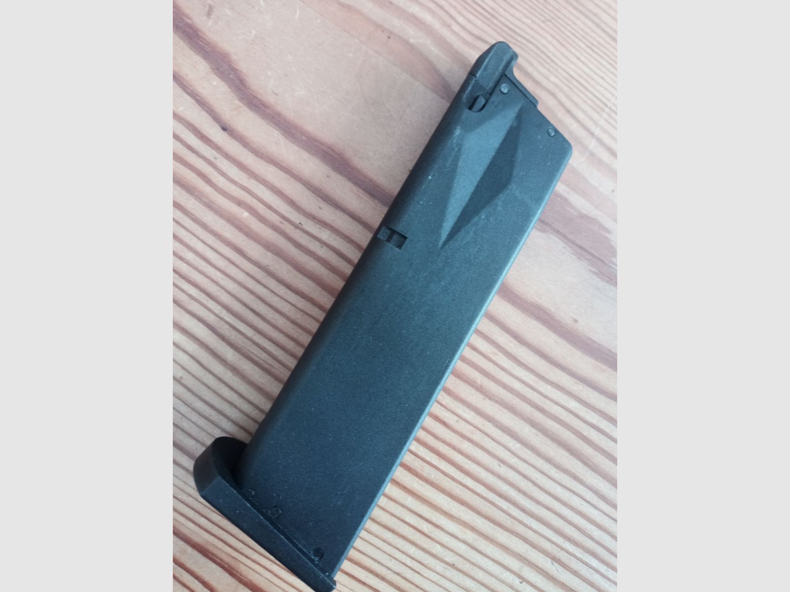 Vervangmagazijn voor UMAREX / KWA Beretta M9 Gas Blowback Airsoftpistool