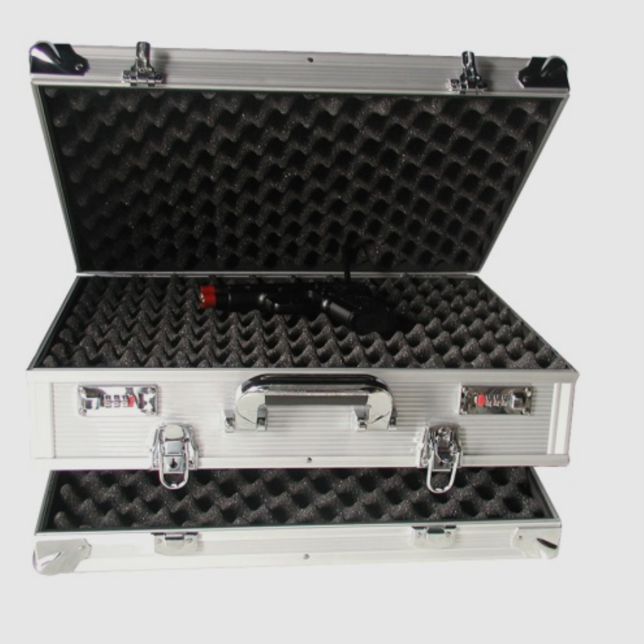 Funda Doble de Aluminio para Armas Cortas Franzen Dimensiones Externas: 380x510x200mm Dimensiones Internas: 365x490x85mm