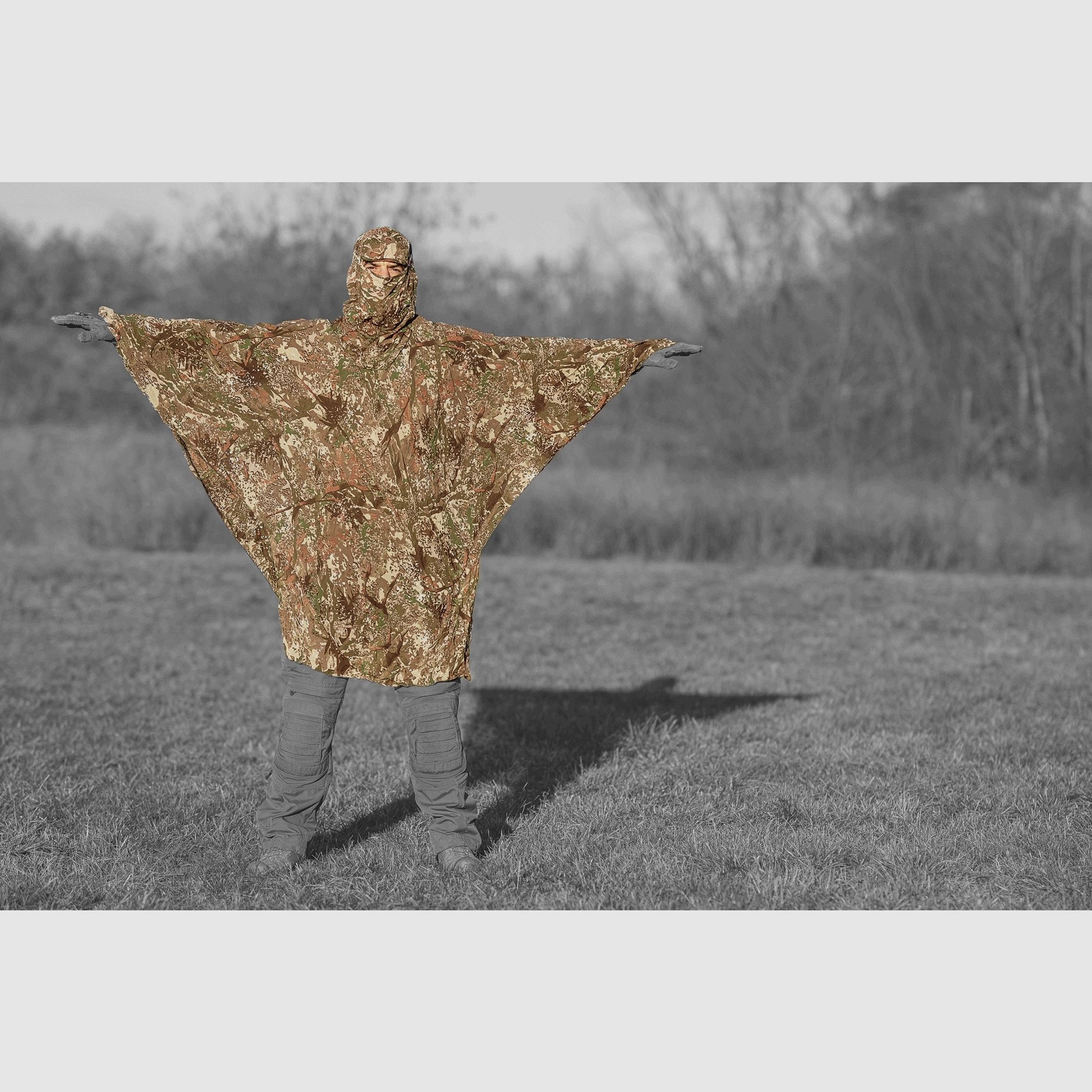 Ghosthood Compact-Poncho, Bild 1 von 12
