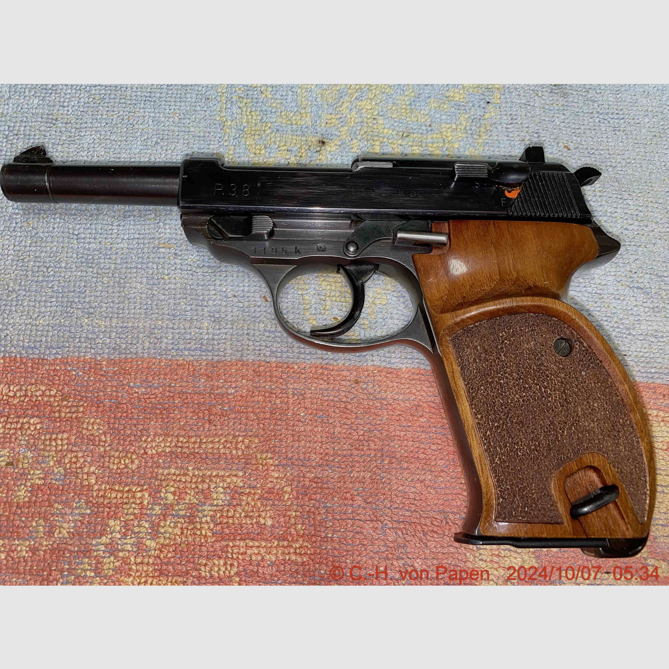 Walther P38 WaA 359 ac 44