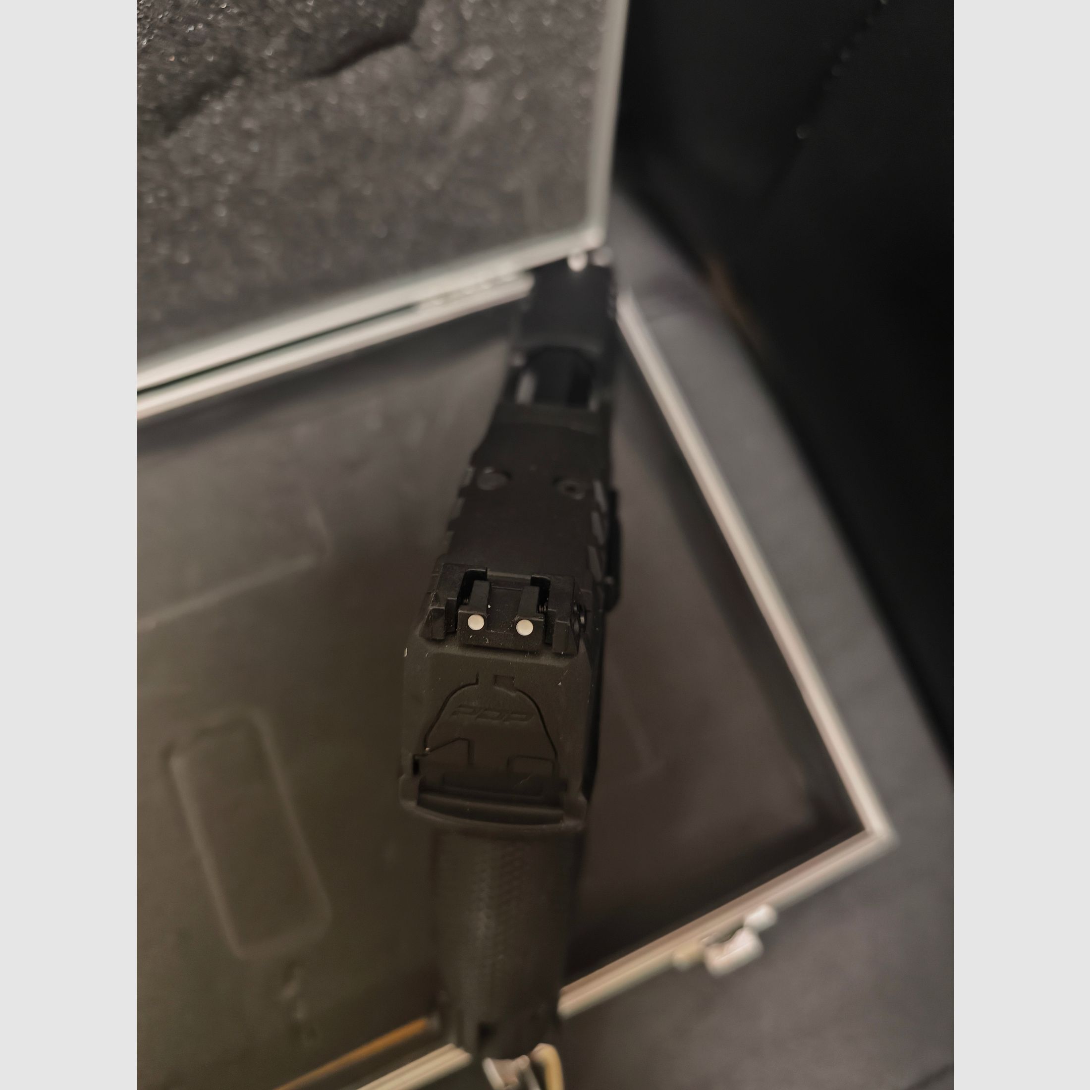 ⚠️ Achtung MagFed Freunde, Walther PDP Compact 4 T4E, Kaliber .43 nur 1 Magazin zur Probe Geschossen, Funktionell & Optisch sehr  guten Zustand & Dichtung ist Absolut Dicht!! Sowie 1 Packung 10er Walther Co2-Kartuschen & Munition +Passenden Holster v. Umarex, ⚠️ Versandkosten Frei!! 