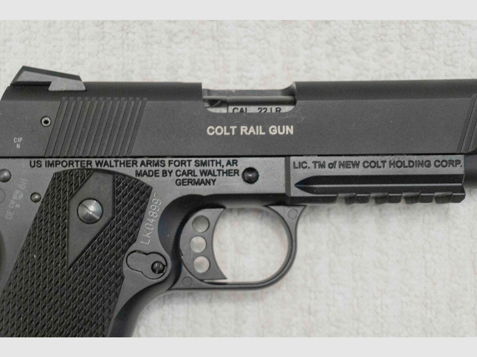 Pistole Colt 1911 Rail Gun Government Modell 22lfB