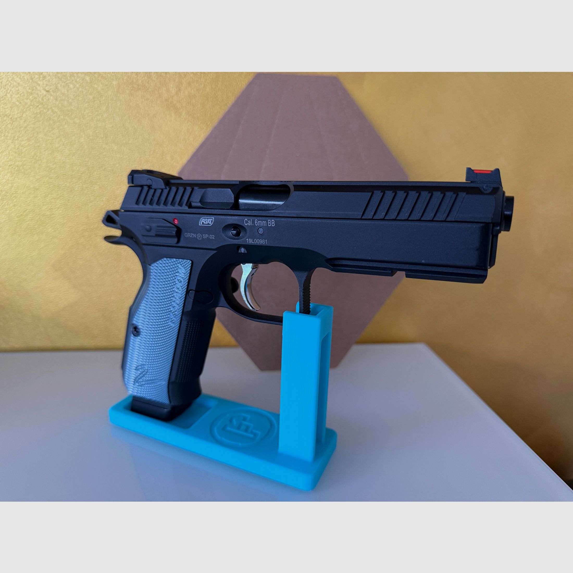 CZ Shadow 2 ASG i cele (Softair; AIPSC)