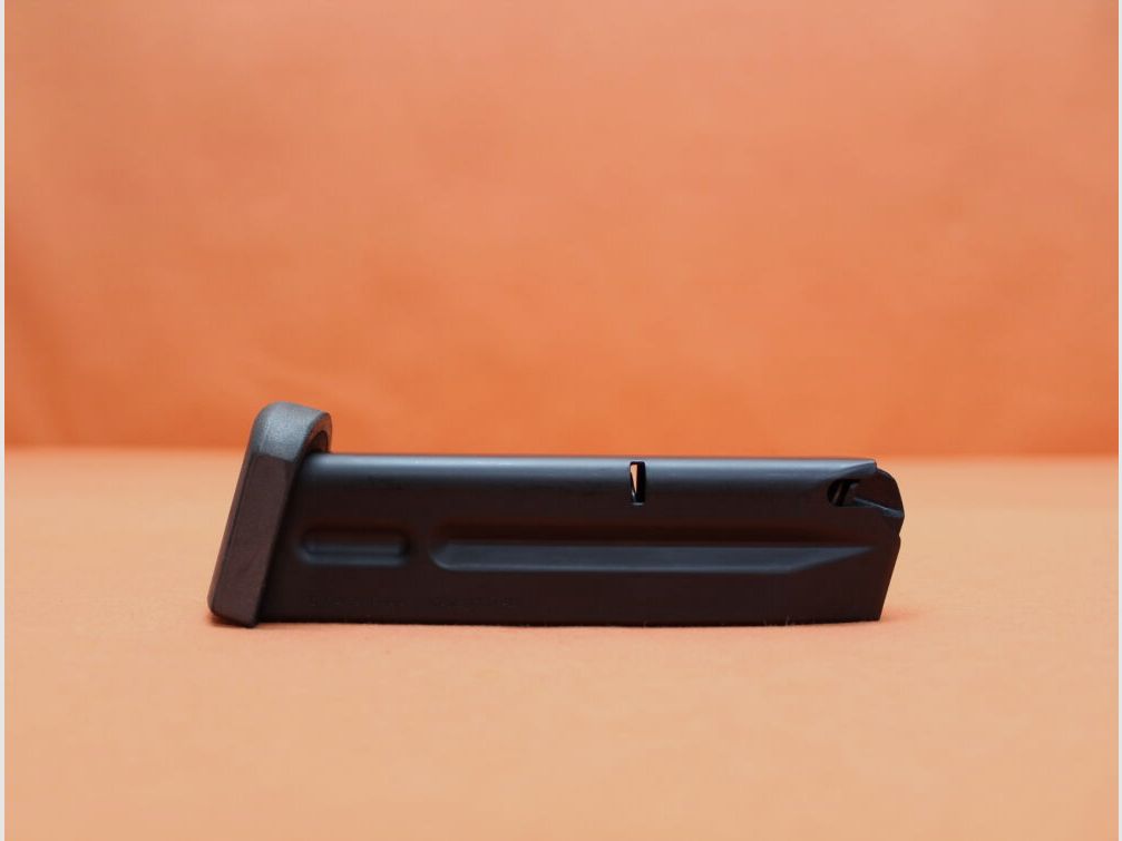 Beretta Beretta 92F : Chargeur Beretta 10 coups 9mm Luger par exemple pour Beretta M9 / Cx4 Storm / Chiappa M1-9, image 1 sur 3