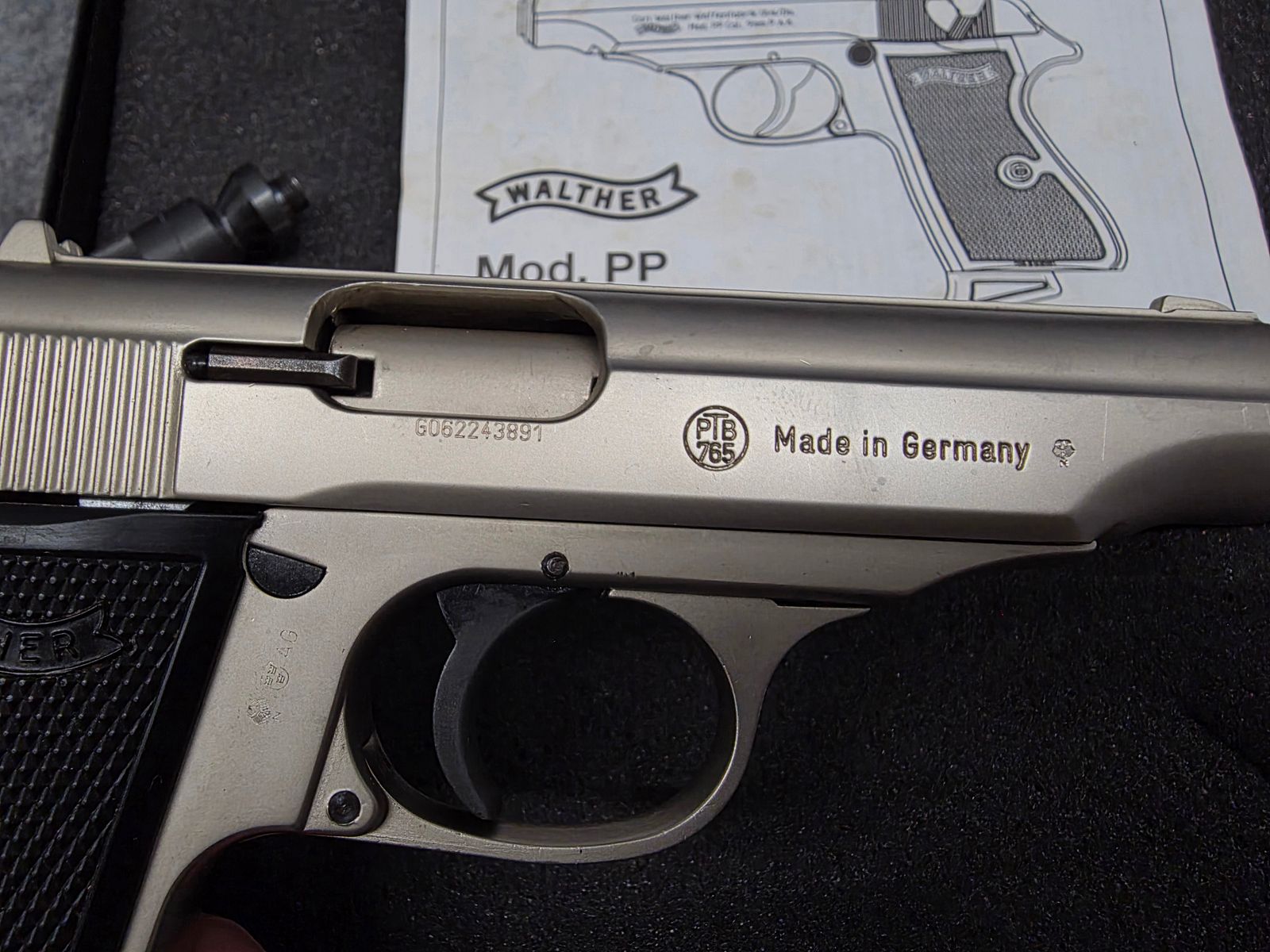 Walther PP Kaliber 9mm PAK Nickel PTB 765 Schreckschuss SRS