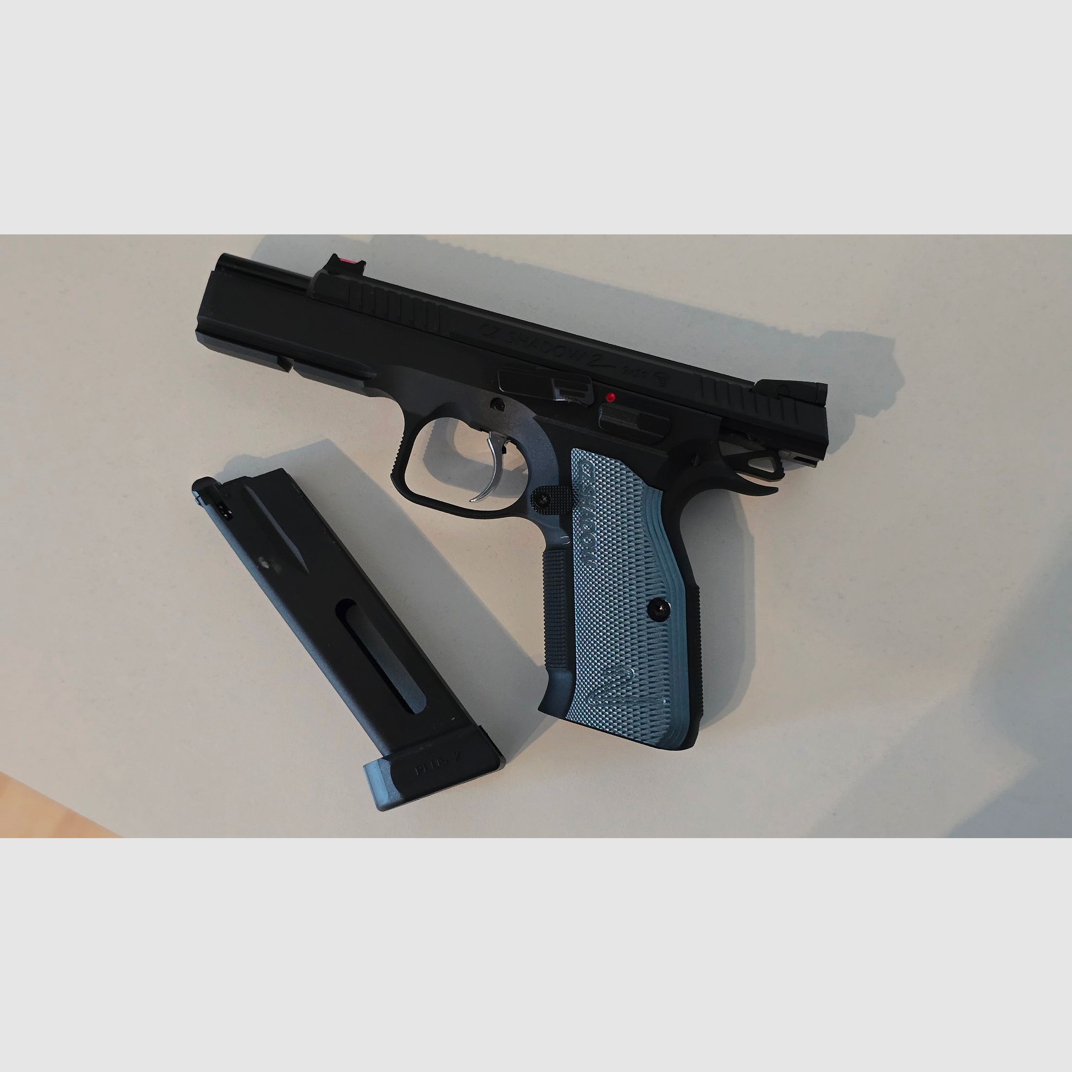 CZ Shadow 2 CO2 Luftpistole Kal. 4,5 mm BB Vollmetall Blowback schwarz