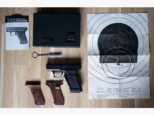 Heckler & Koch Pistole HK P7 M13 9x19mm Original mit Karl Nill Holz Griffschalen und Zubehör