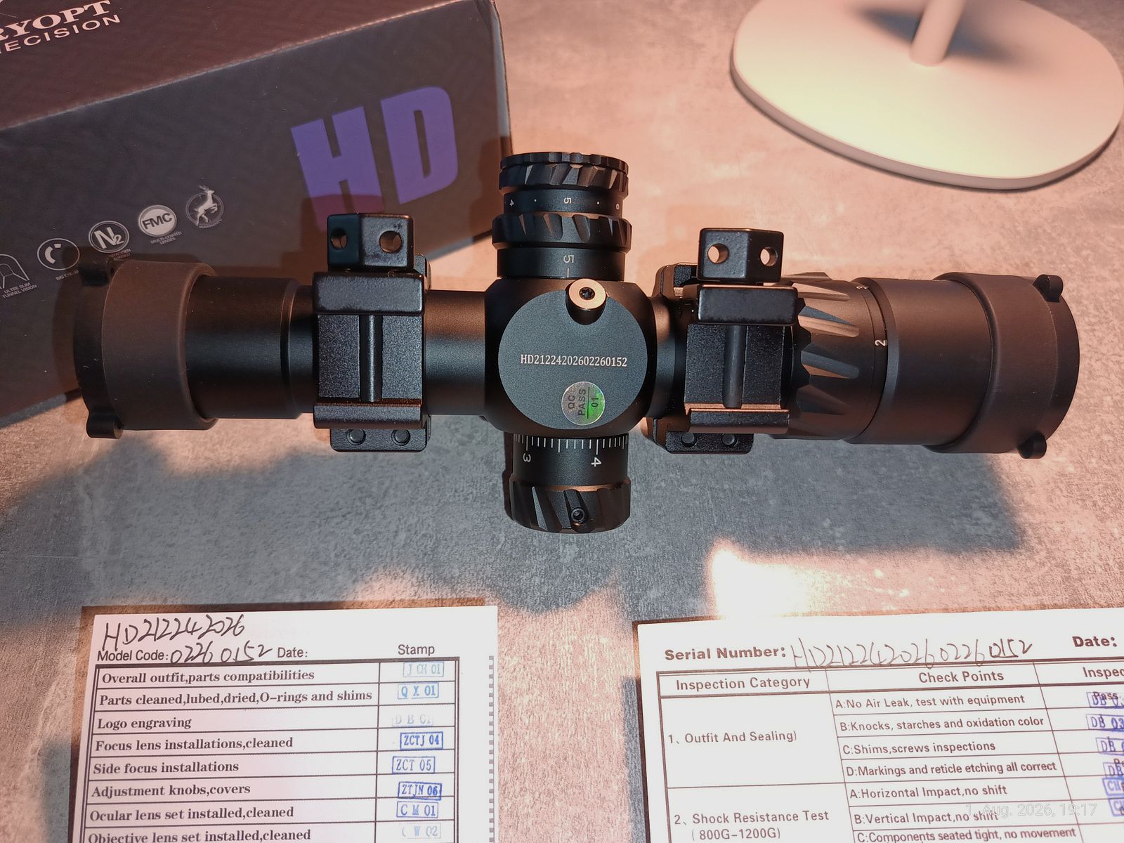 Discovery Optics HD 2-12x24 FFP z szybkozłączkami UTG
