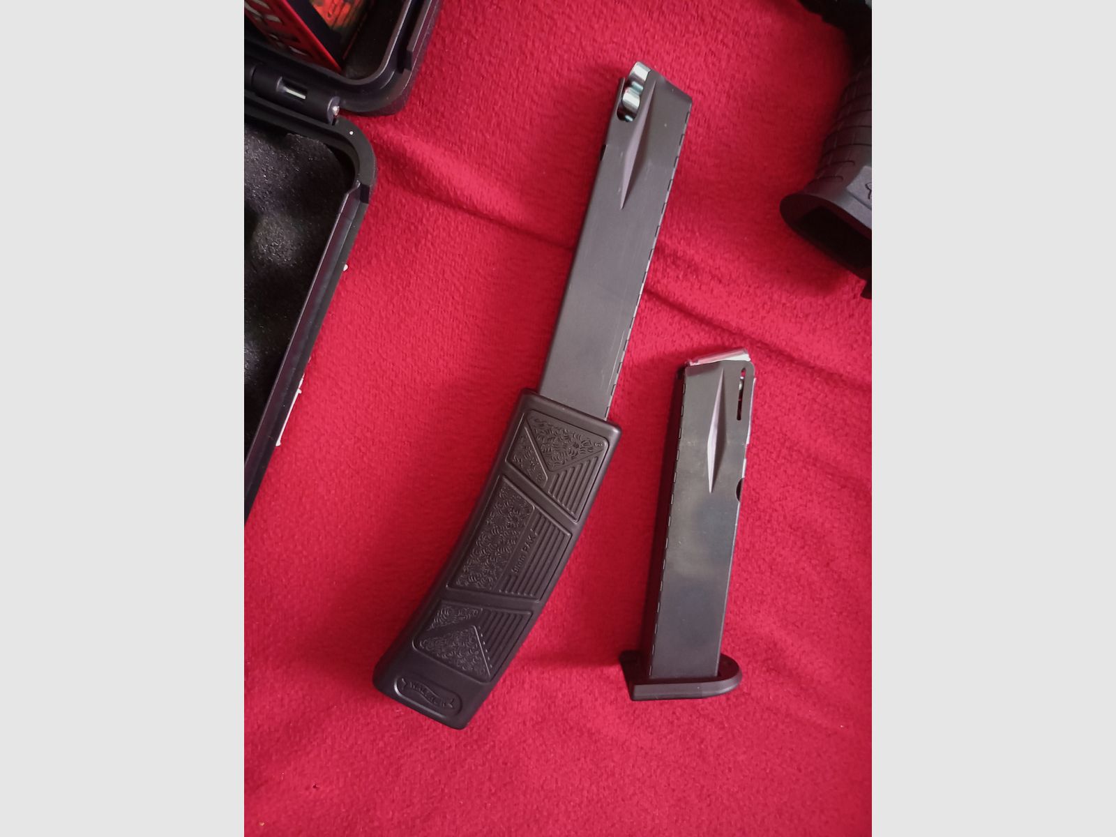 Walther P99 einmal benutzt standart+32magazien brusthalfter ca 400st. 9mm p.a.k.