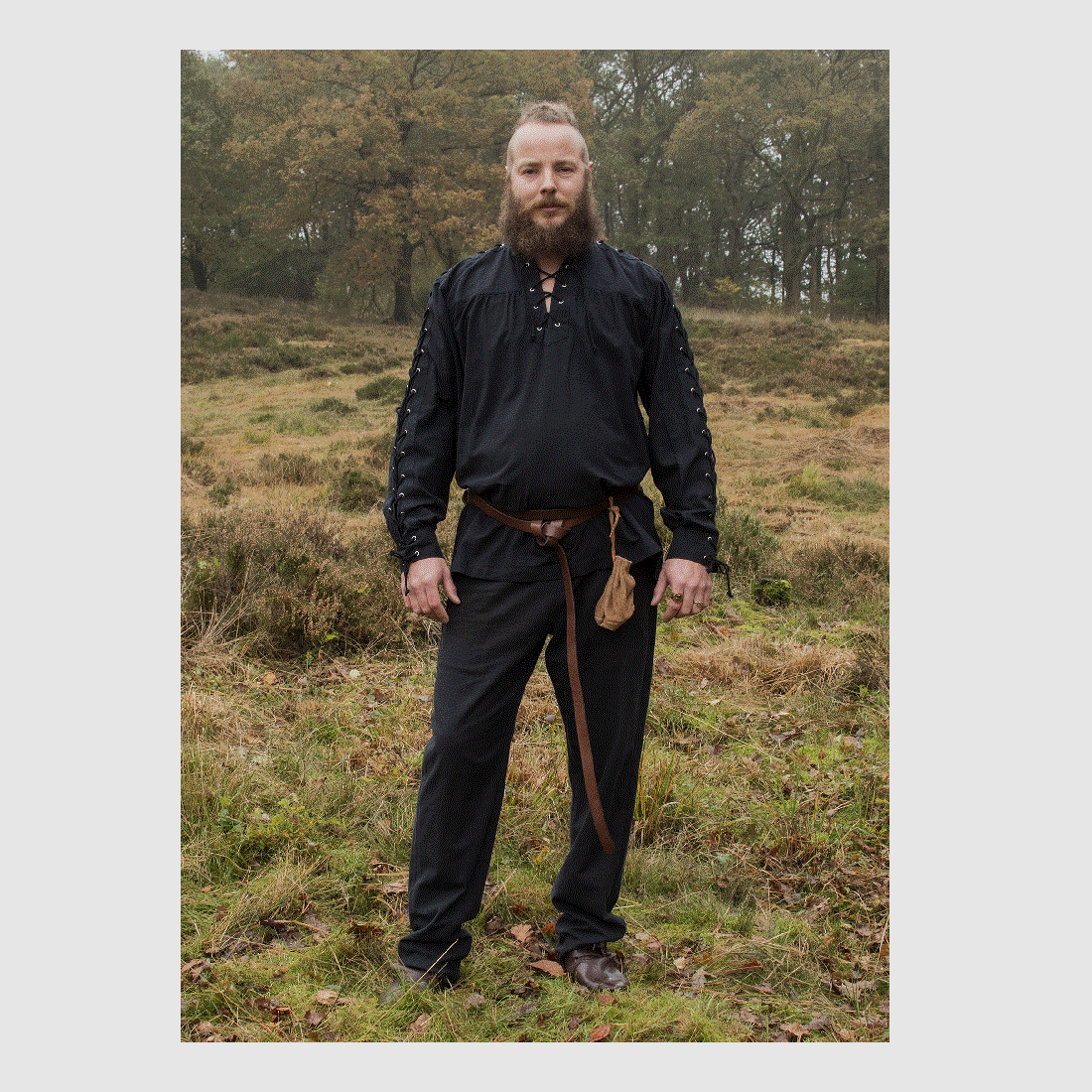 Middeleeuwse shirt Corvin met vetersluiting, zwart