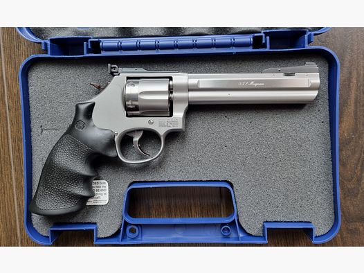 Smith & Wesson Revolver 686 im Kaliber .357 Magnum / Merkle Tuning / Match-Visier