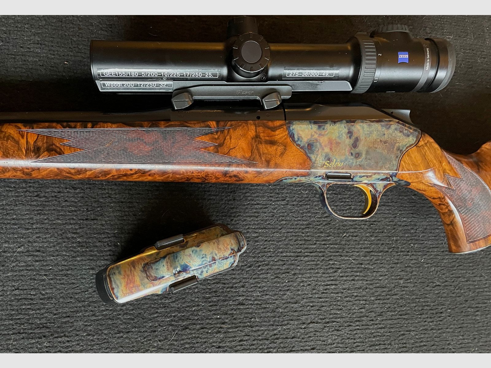 Blaser R8 „Selous“ storvildtsriffel 375 H&H Mag, billede 3 af 3
