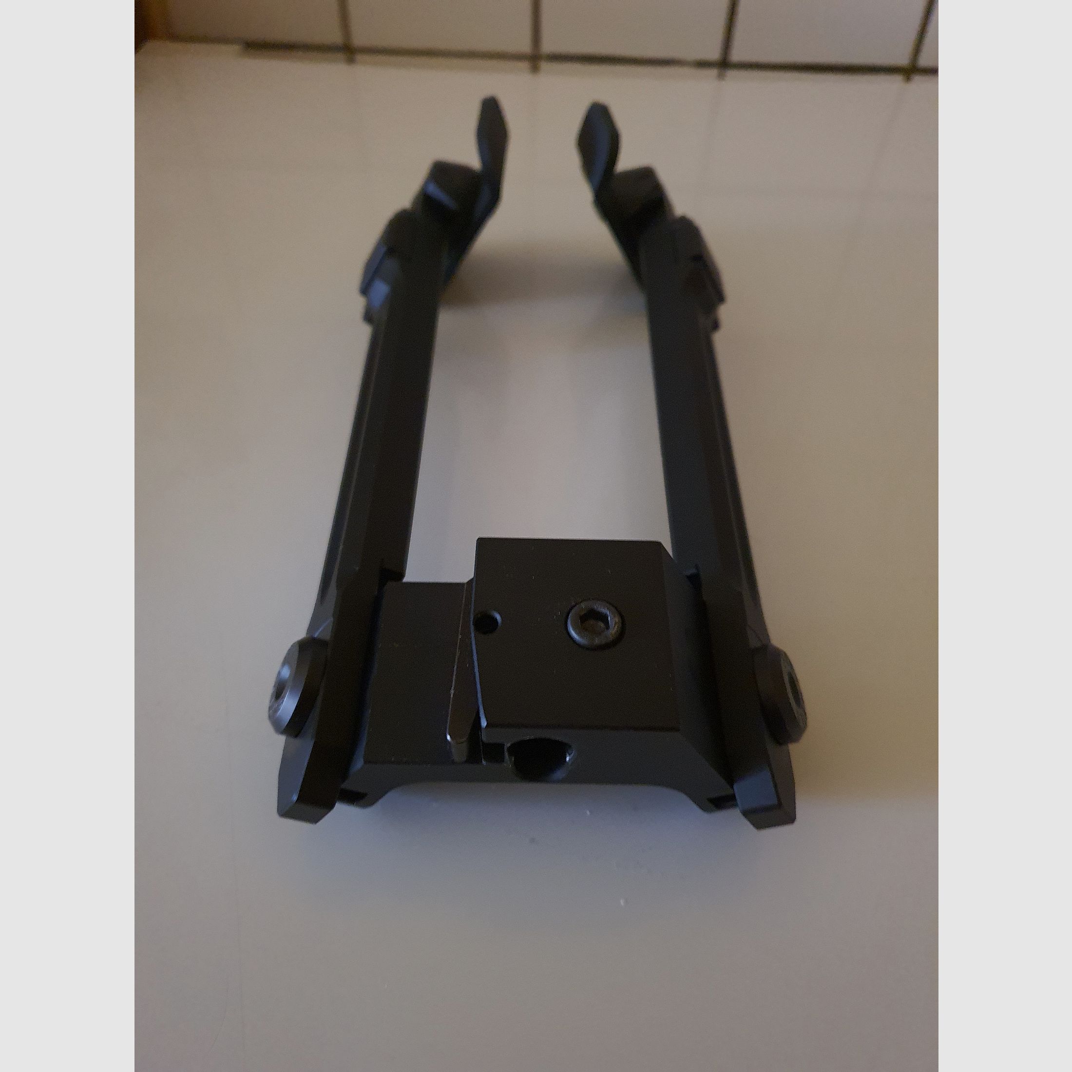 Fortmeier H210 dwójnóg do montażu na 12 godzin
