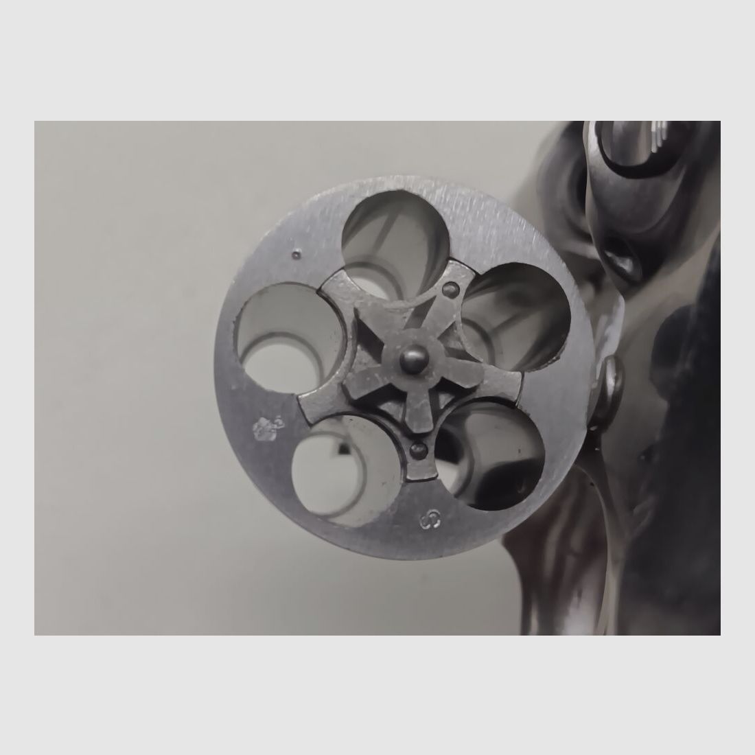 Sturm , Ruger & Co. Southport Mod. SP 101