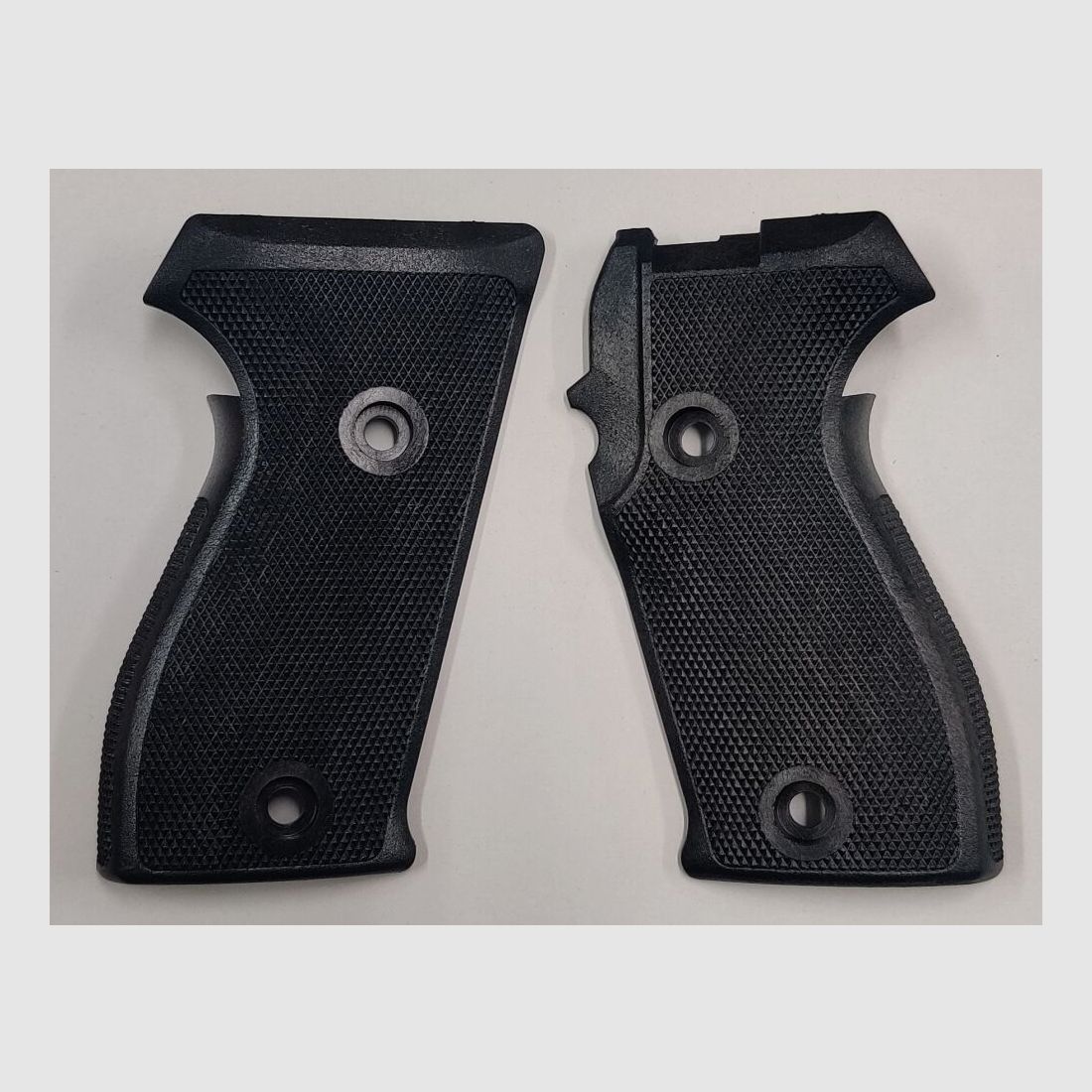 SIG Sauer Griffschalen für SIG Sauer P6 / P225, neue Ausführung