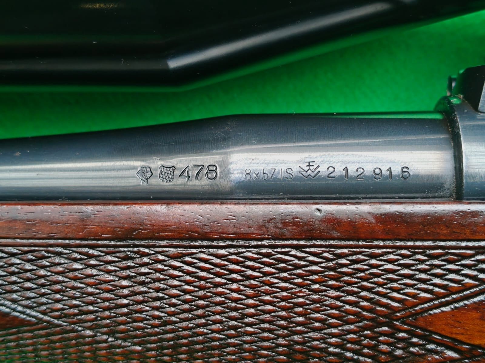 Frankonia Favorit | 8x57JS – Sistema 98 e S&B 2,5-10×56