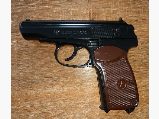 CO2 Pistole Umarex Legends Makarov Kaliber 4,5 mm BB  + Zubehör und Munition