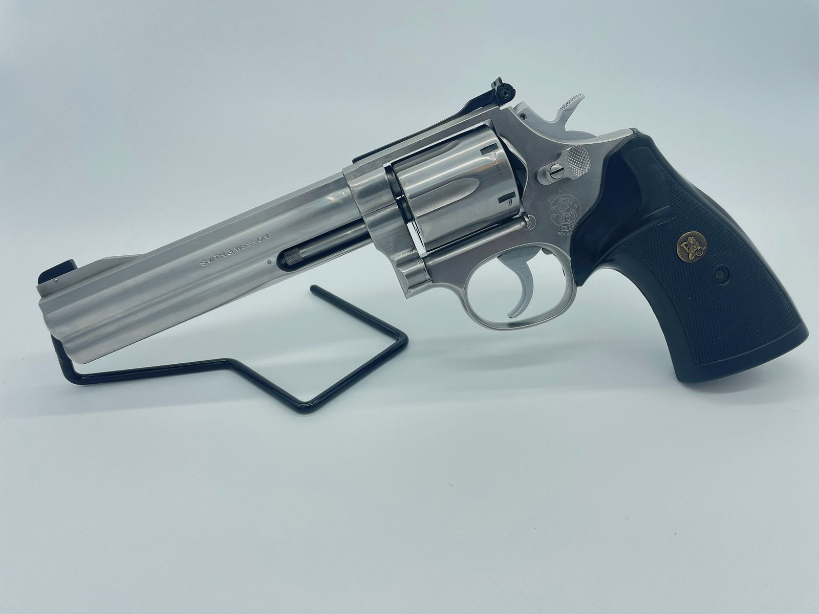 Revolver Smith&Wesson 686 6 inch caliber .357 Magnum, imagen 1 de 4