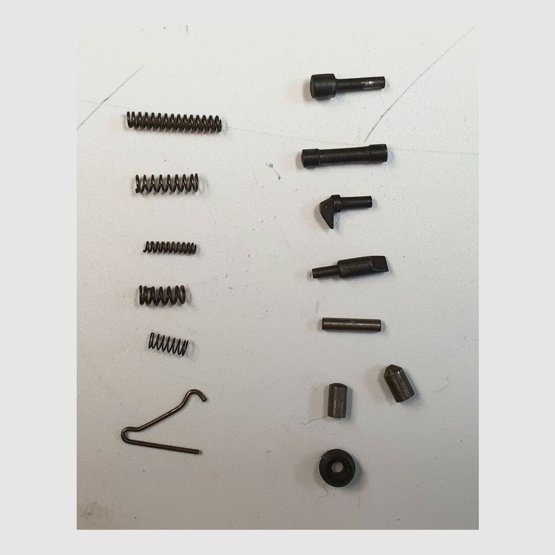 FEG Freier Teilesatz Pistole Wallam 48 - kal. 9mm kurz