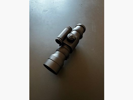 Aimpoint 9000 SC 4 MOA Rotpunktvisier