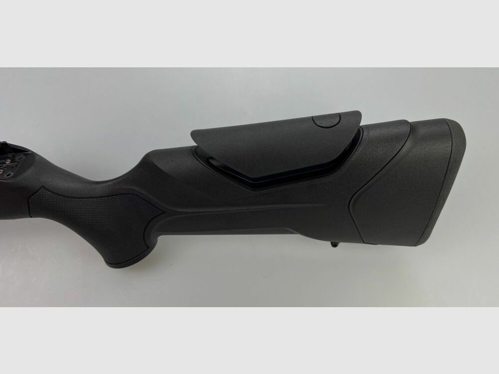 Blaser R8 Professional 2.0 calce in nero e marrone con custodia