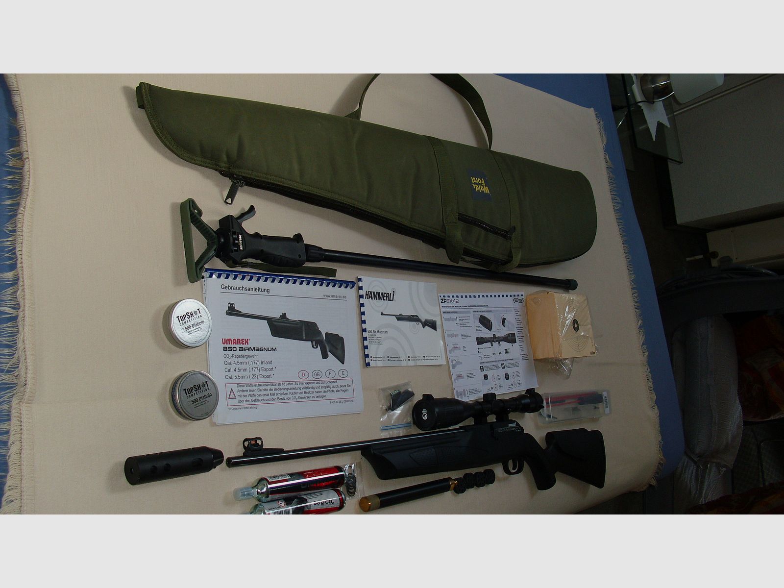 Hämmerli 850 Air Magnum fucile a ripetizione cal. 4,5mm (.177, 7,5 Joule) con telescopio Walther 6 x 42 e accessori