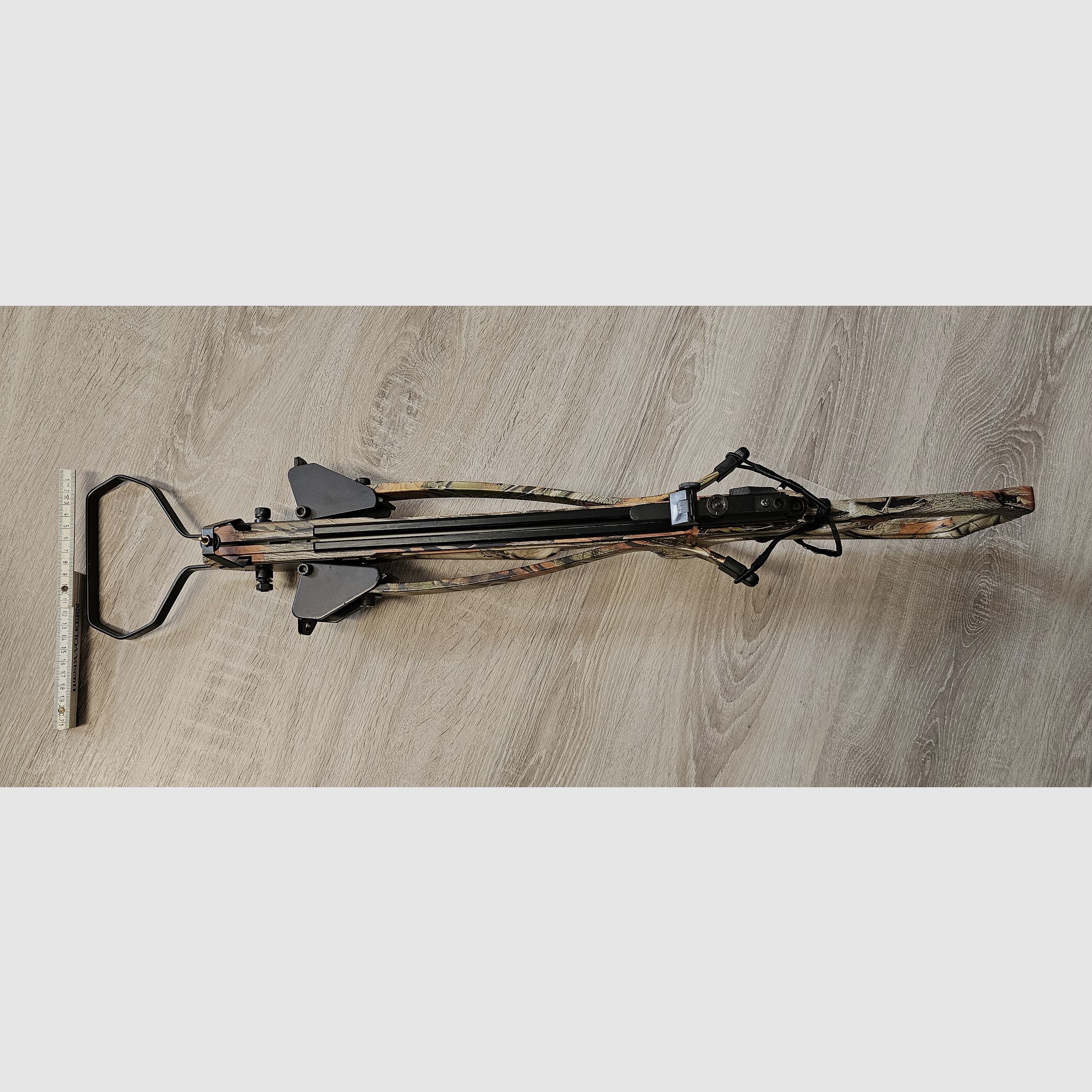 Recurve crossbow double set: 2x Skeleton Hunter 120 lbs (Camo & Black) foldable, 45 bolts, spare string