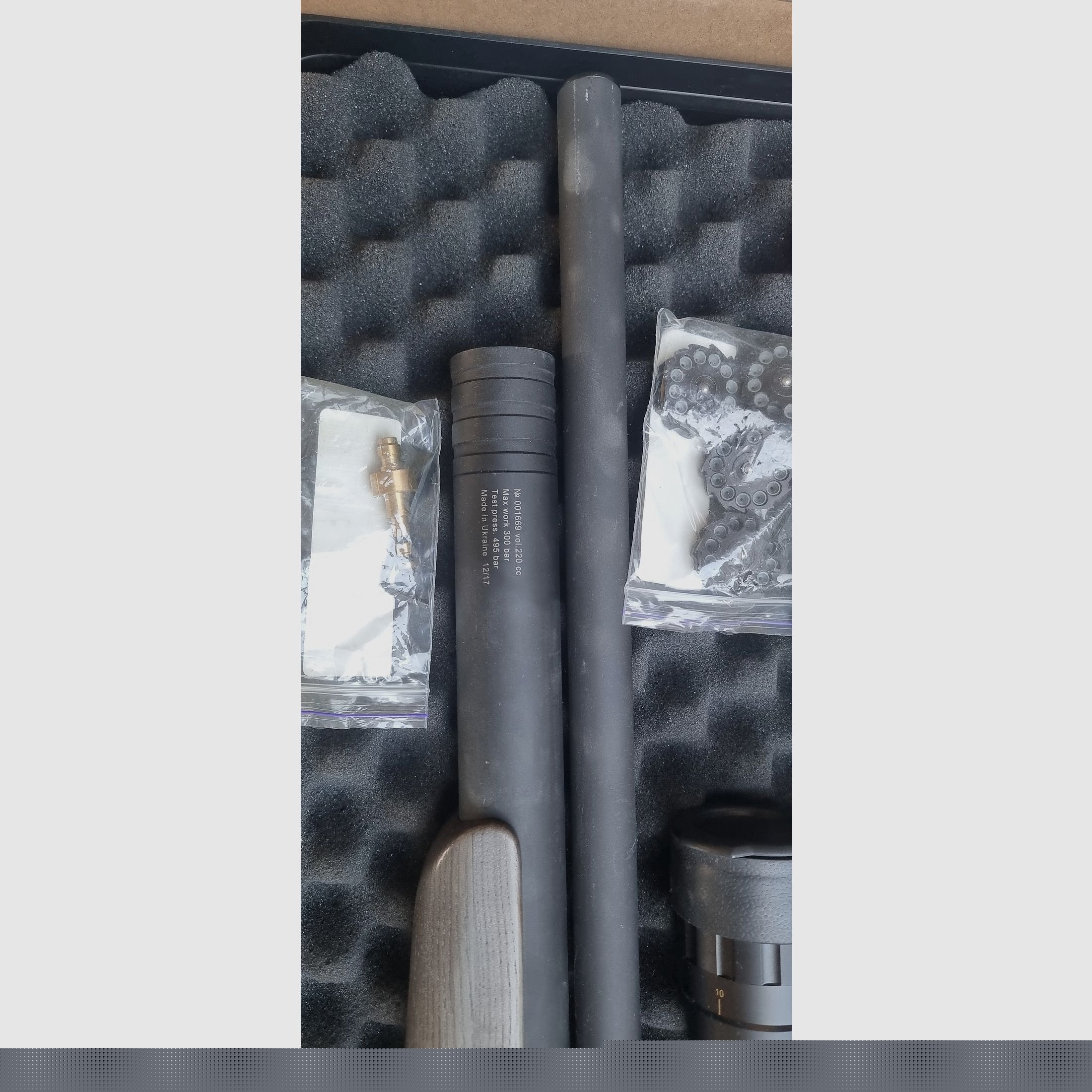 Reserved Zbroia Kozak air rifle Bullpup with 4 magazines, pump, etc.