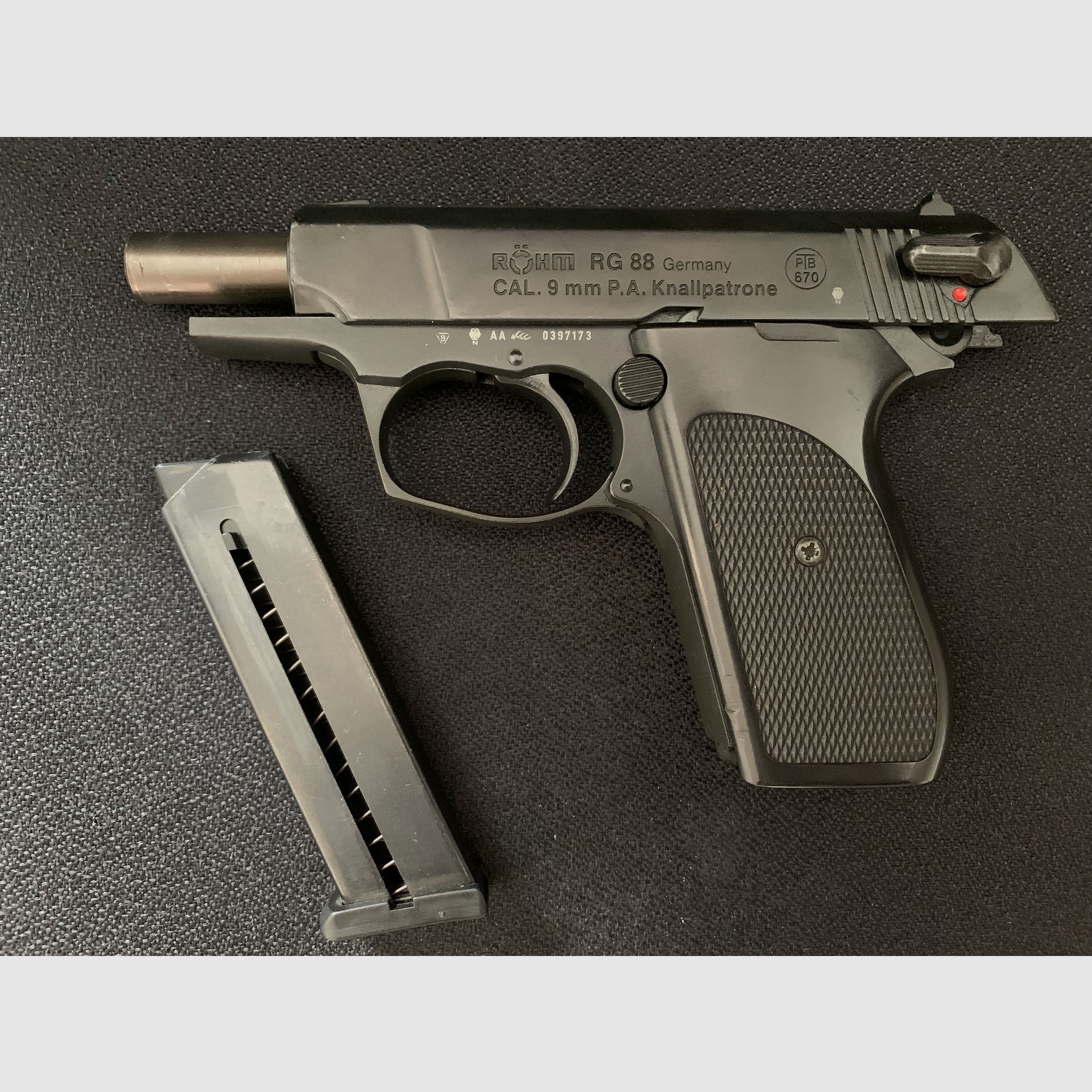Röhm RG 88 PTB 670 9mm P.A.K.